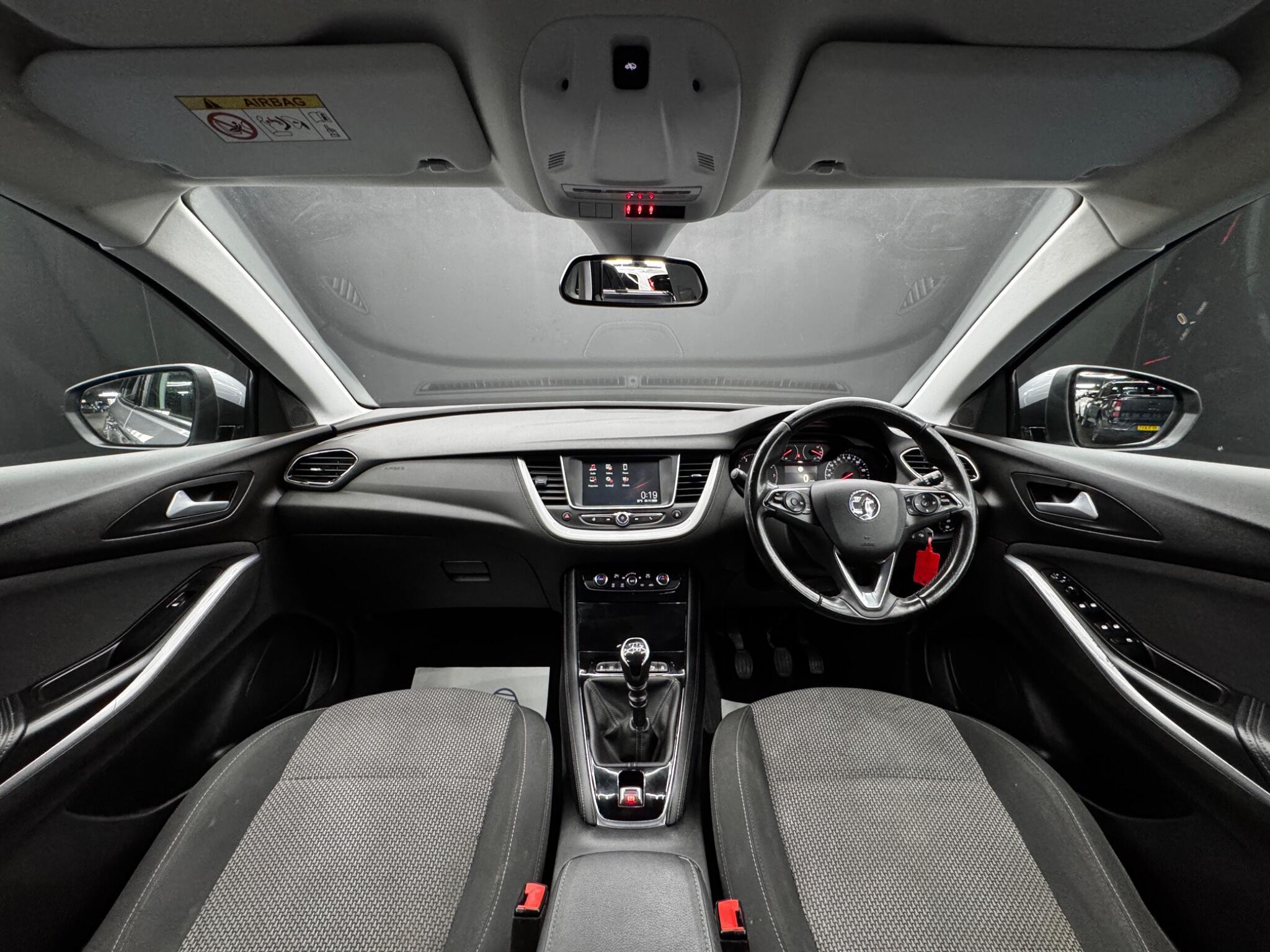 Vauxhall Grandland X - Image 15