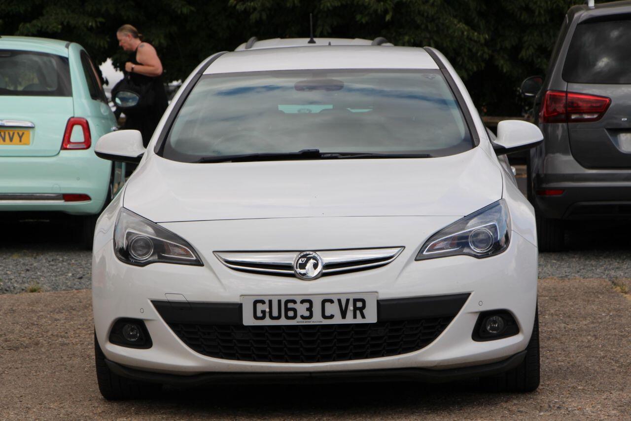 Vauxhall Astra GTC - Image 9