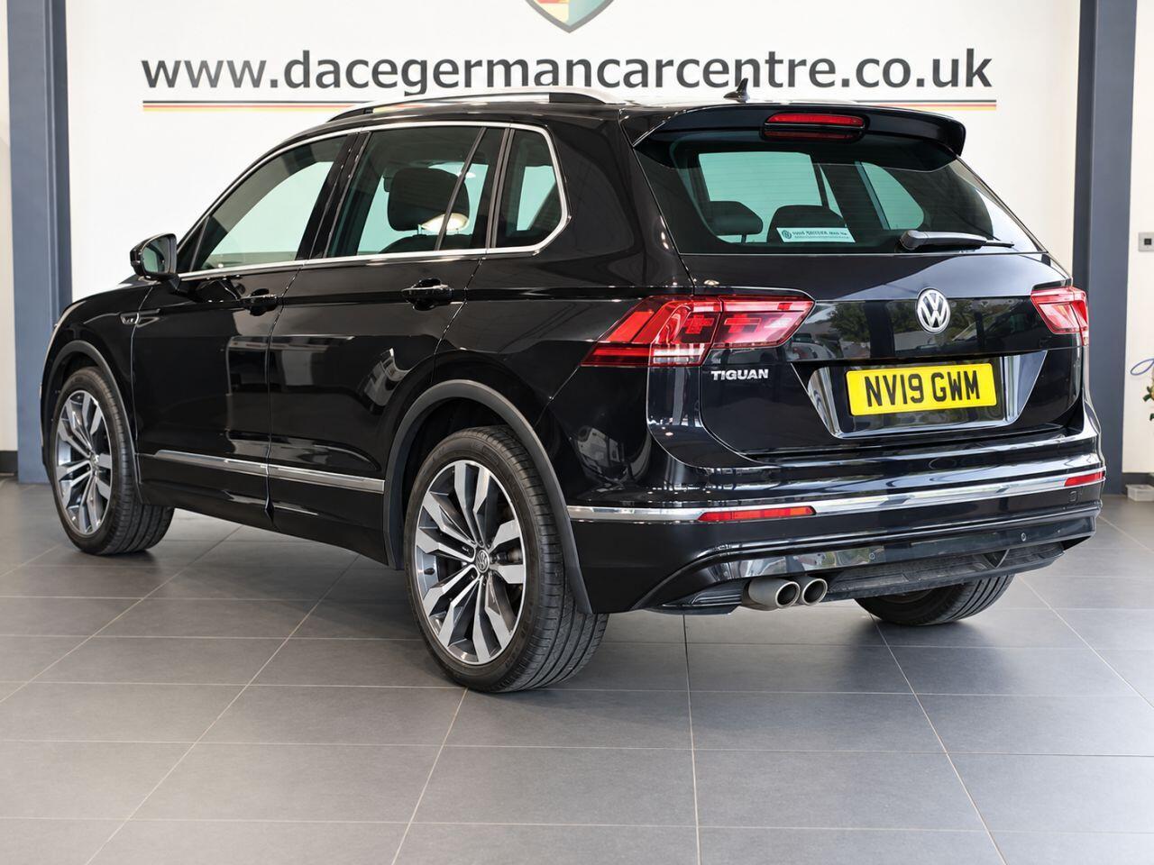 Volkswagen Tiguan - Image 10