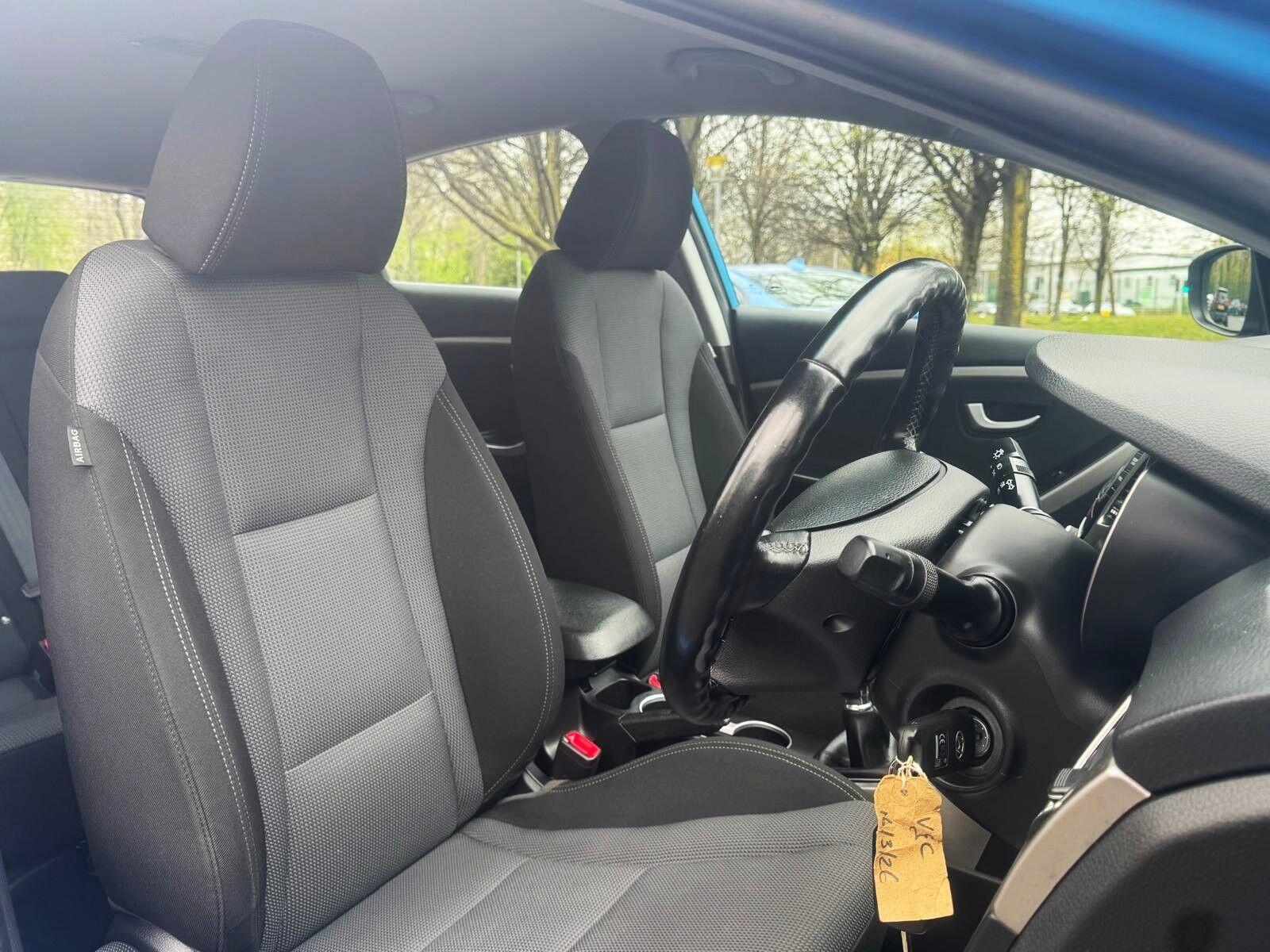 Hyundai i30 - Image 21