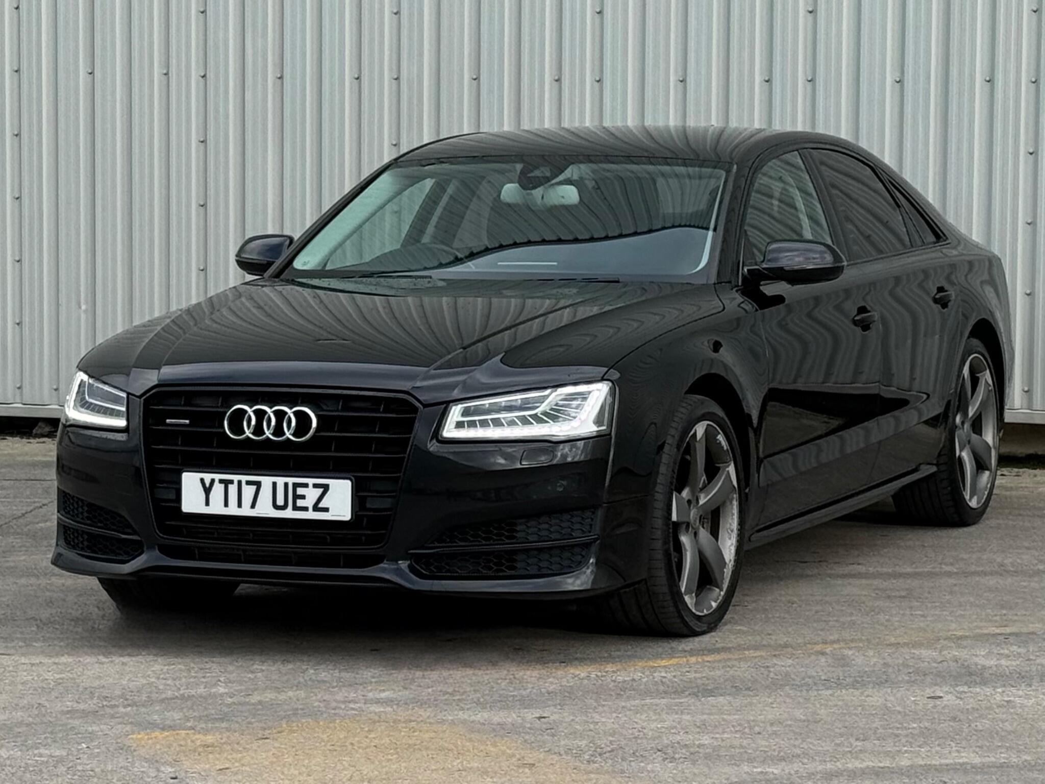 Audi A8 - Image 7