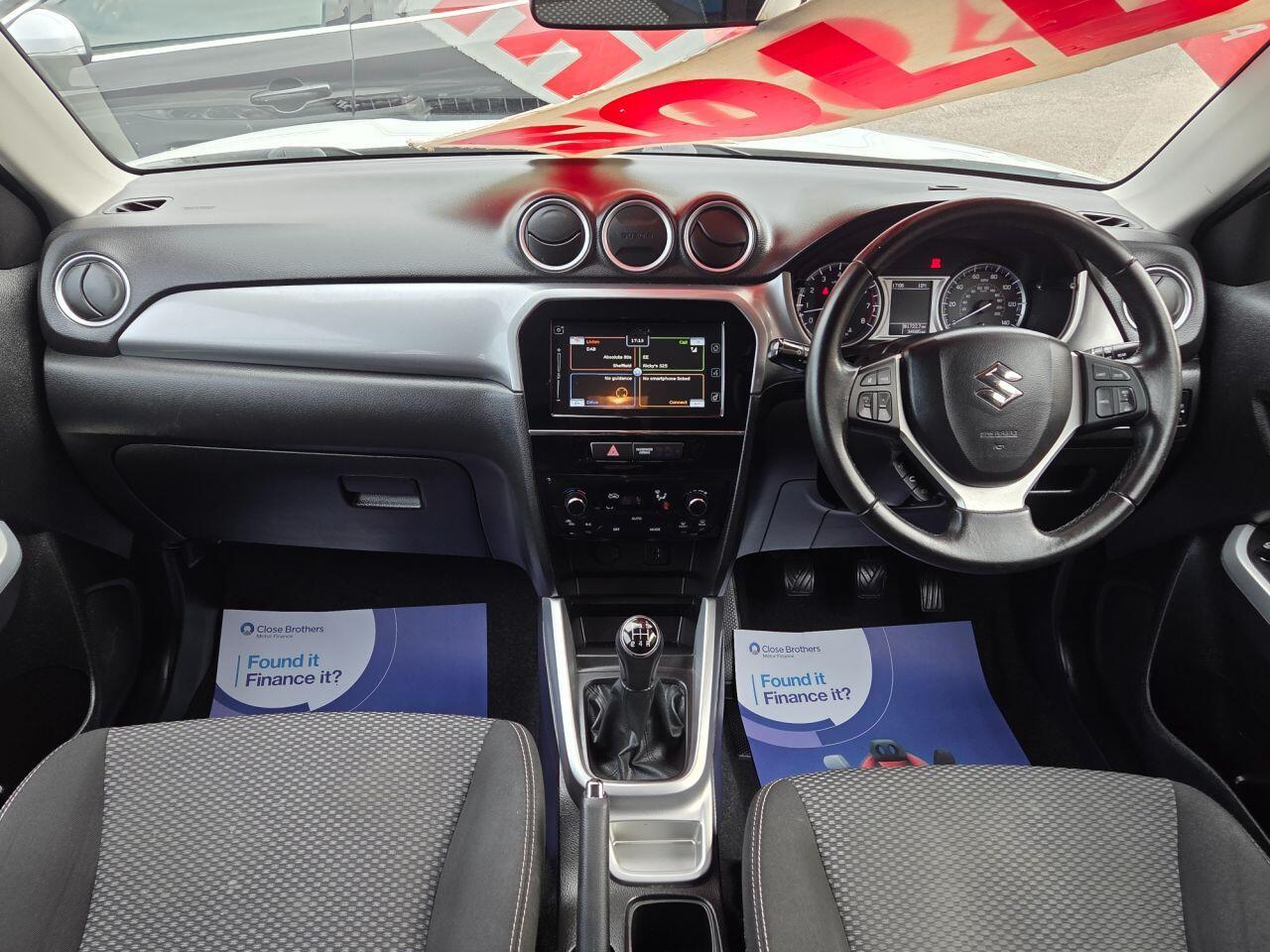 Suzuki Vitara - Image 13