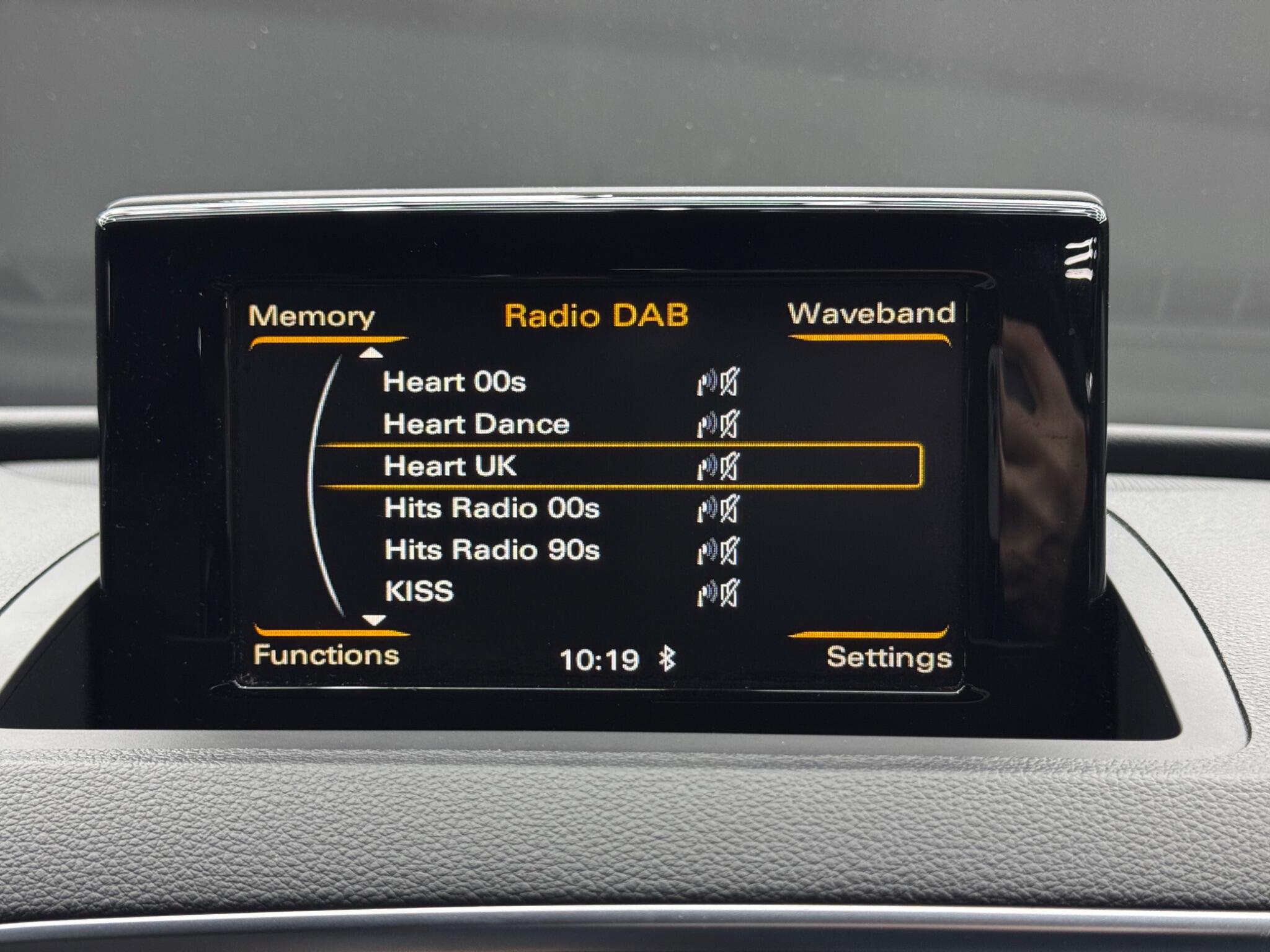 Audi Q3 - Image 31