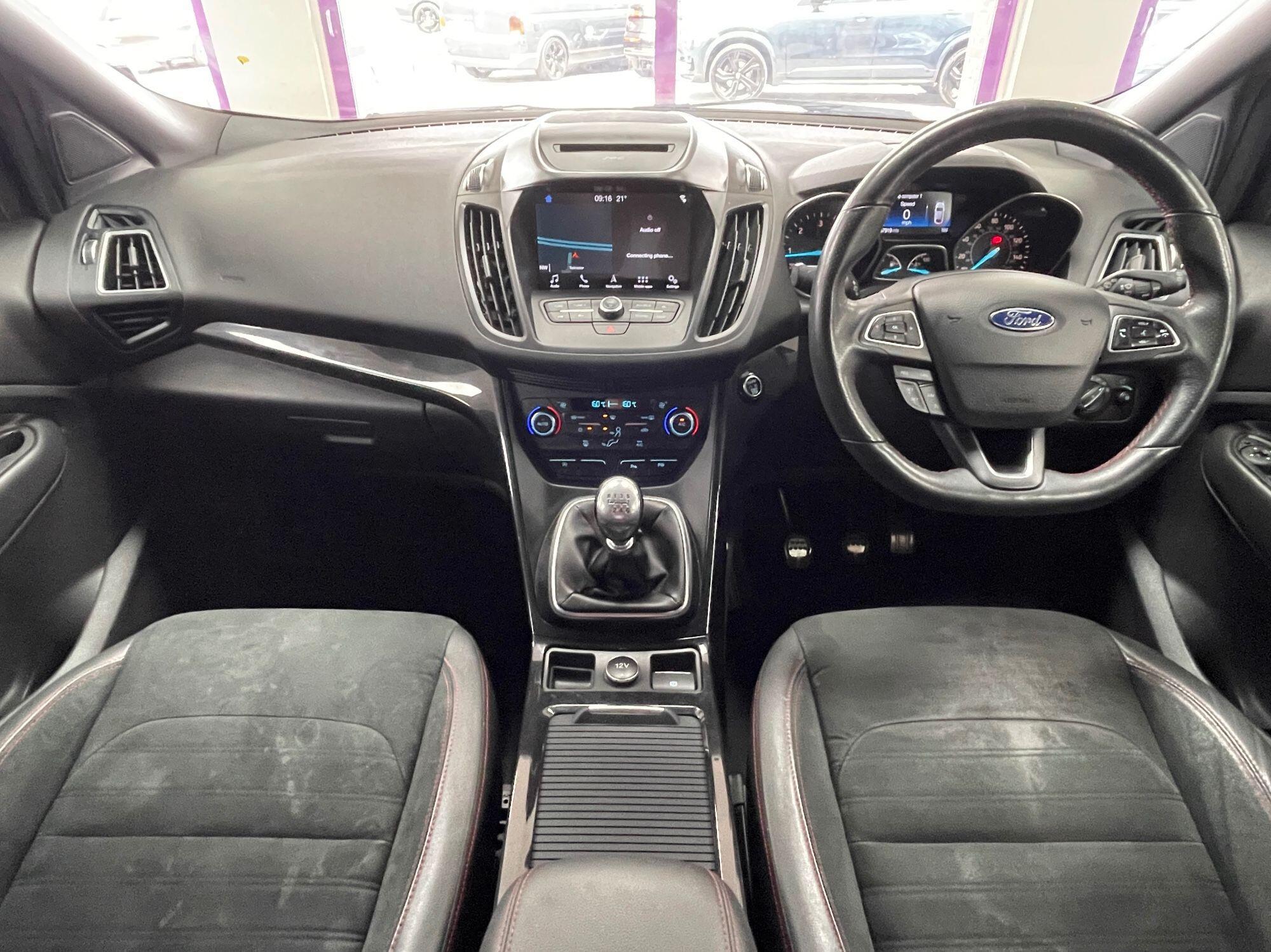 Ford Kuga - Image 2