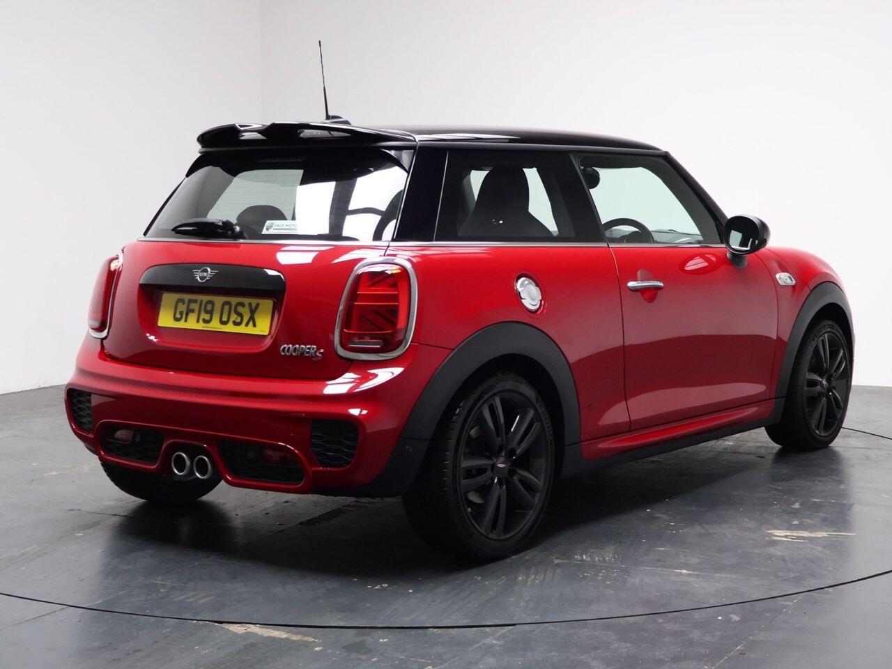 MINI Hatch - Image 12