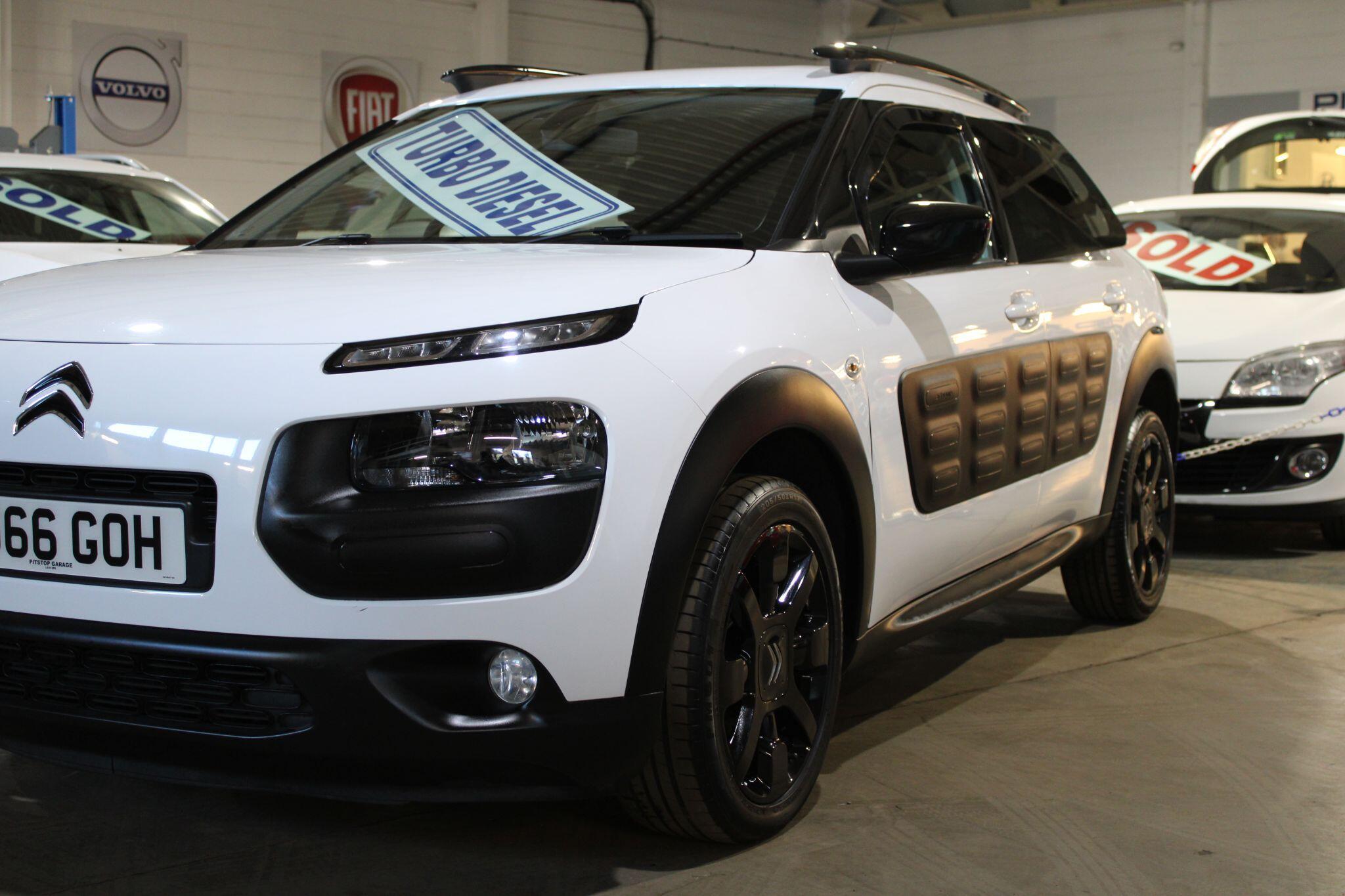 Citroen C4 Cactus - Image 11