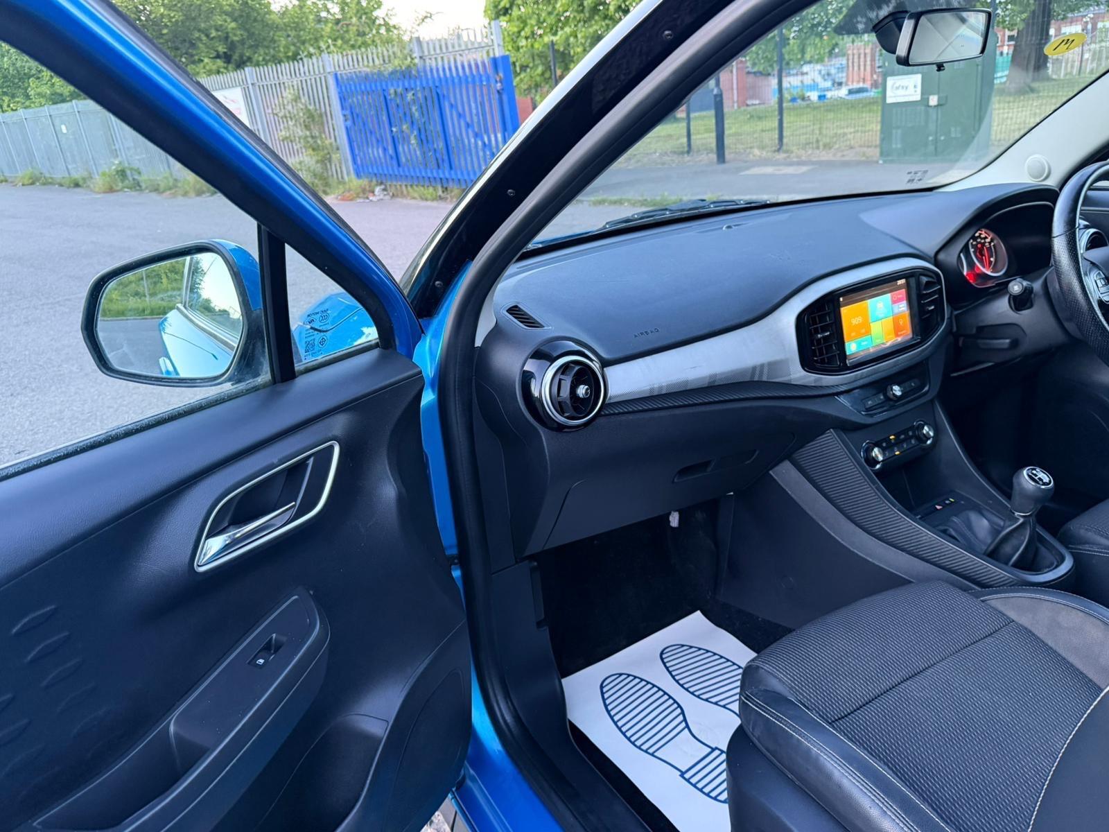 MG MG3 - Image 25