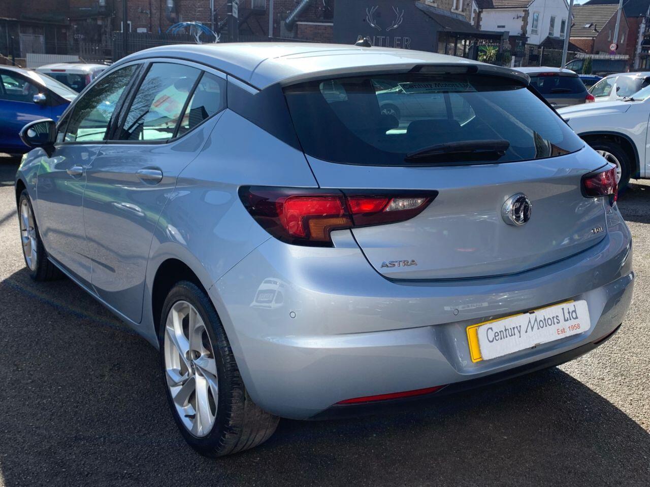 Vauxhall Astra - Image 5