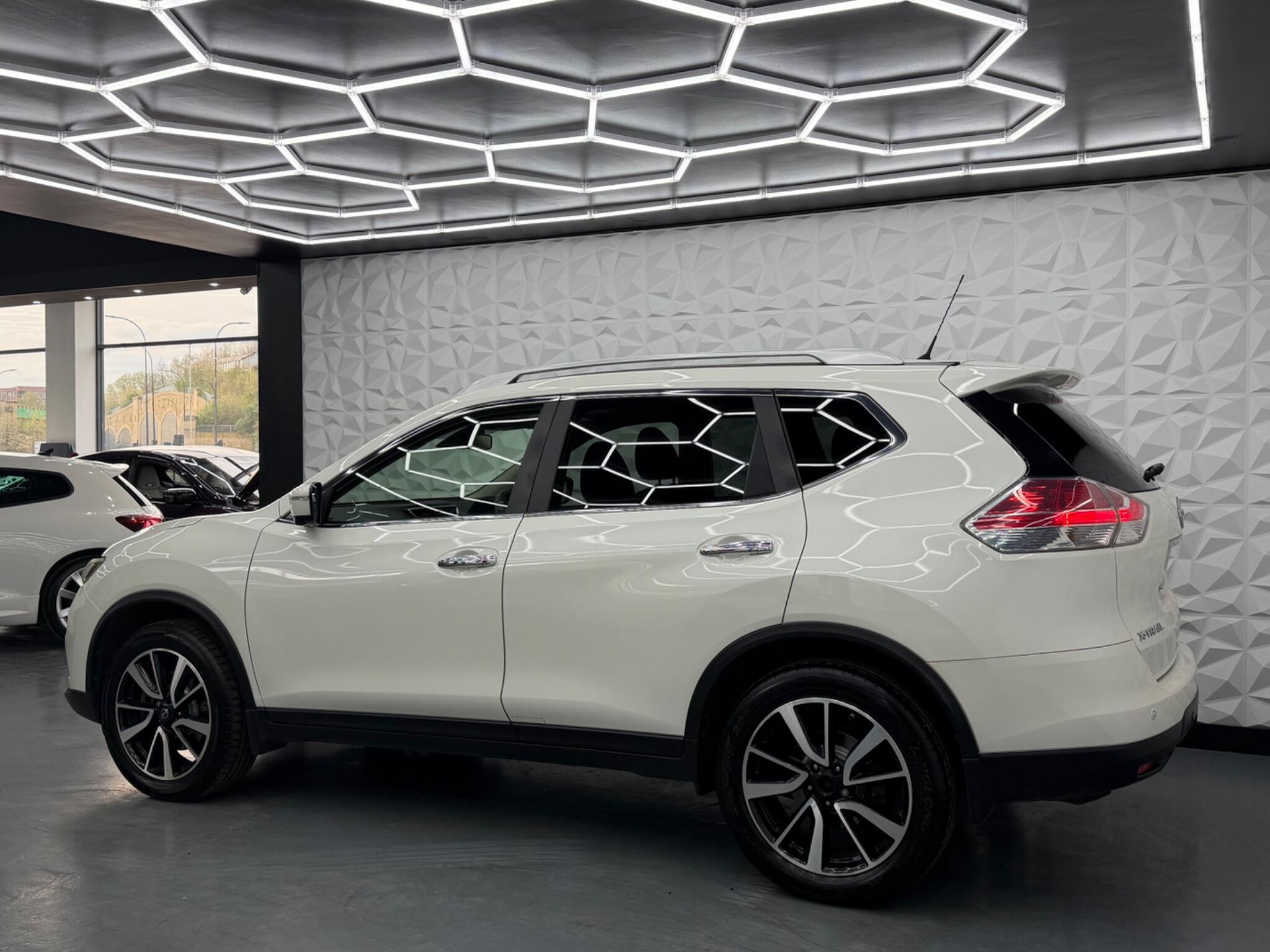 Nissan X-Trail - Image 9