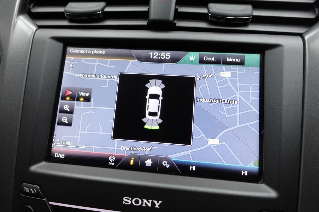 Ford Mondeo - Image 12