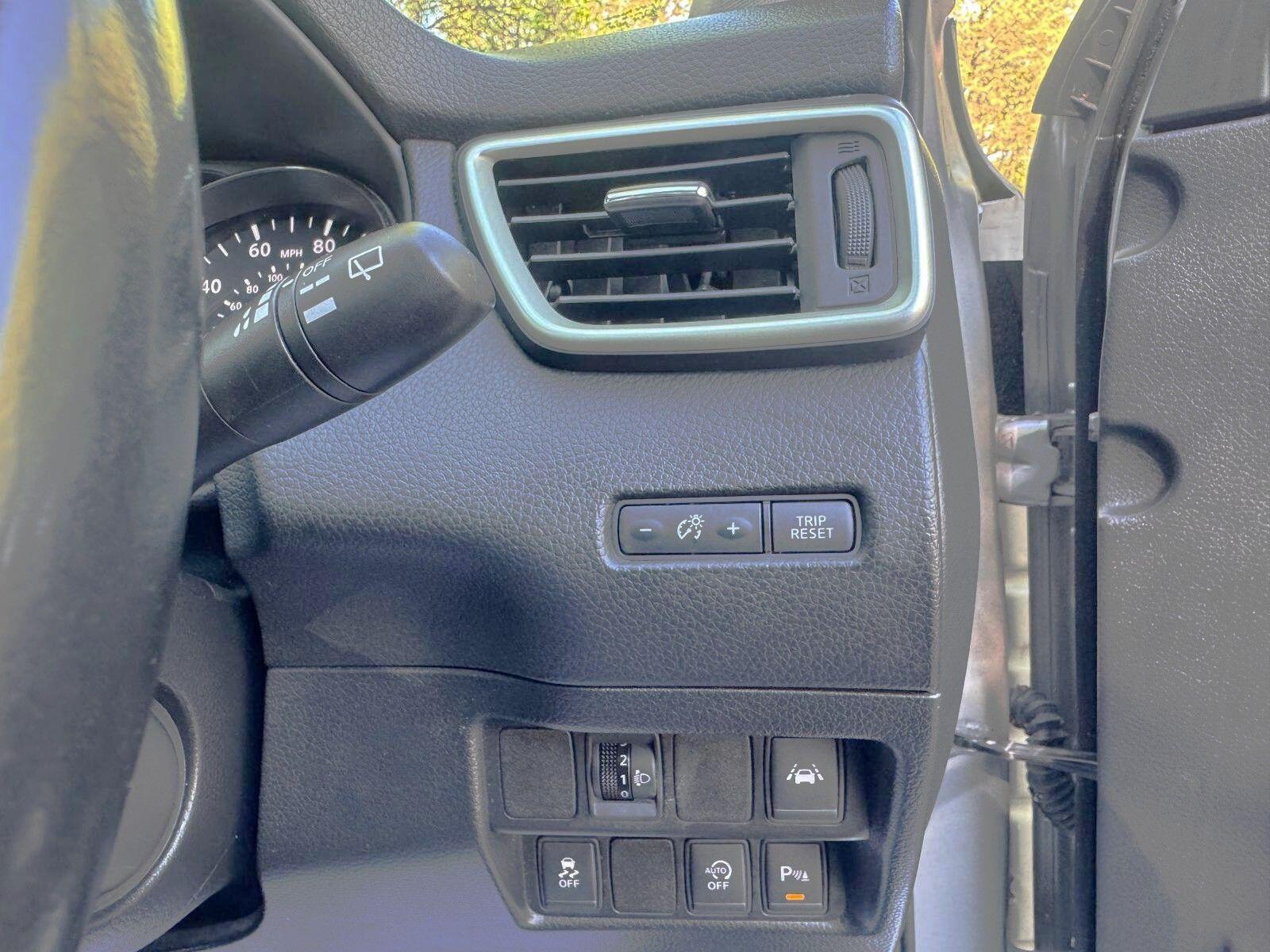 Nissan Qashqai - Image 31
