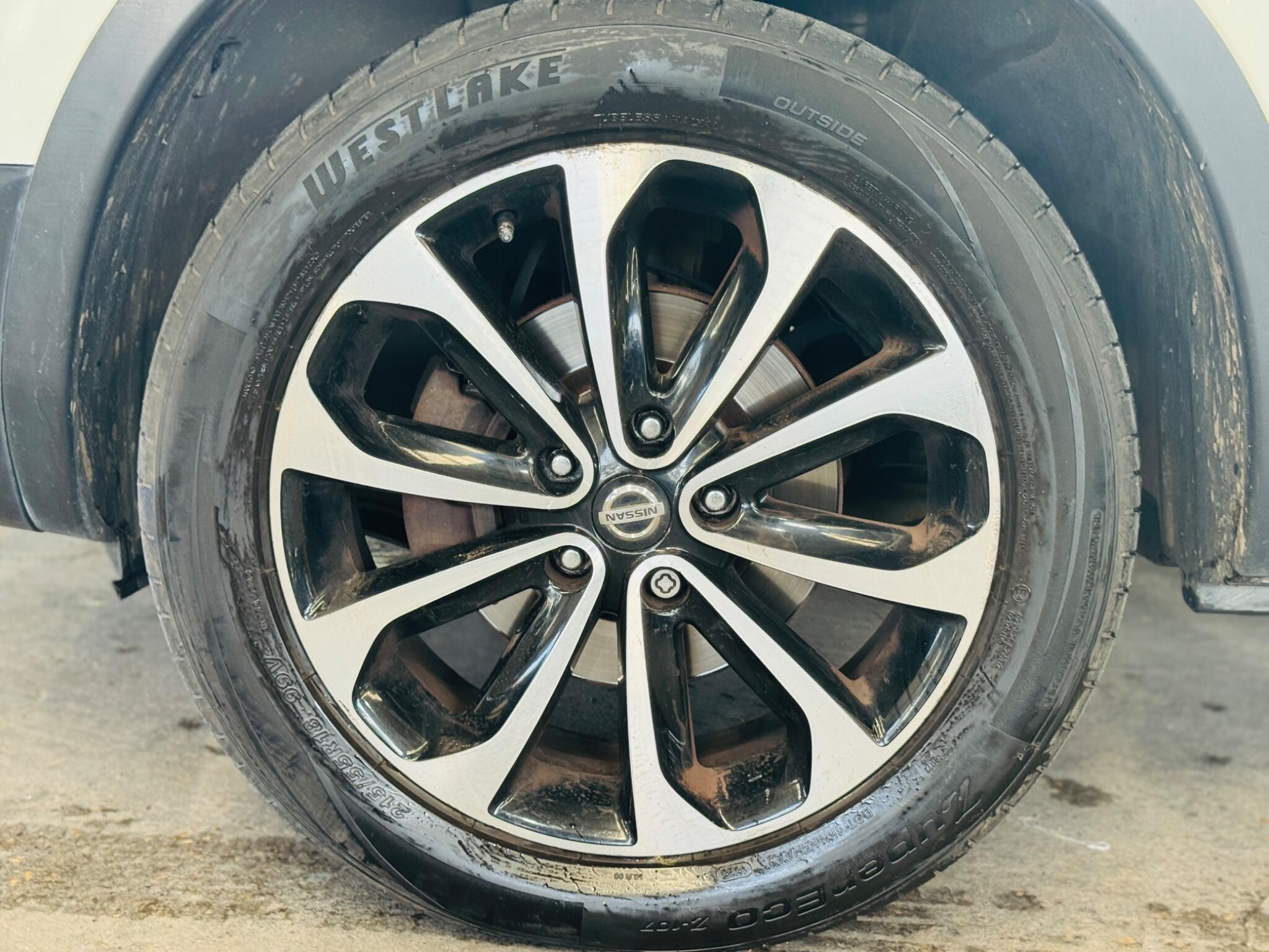 Nissan Qashqai - Image 12