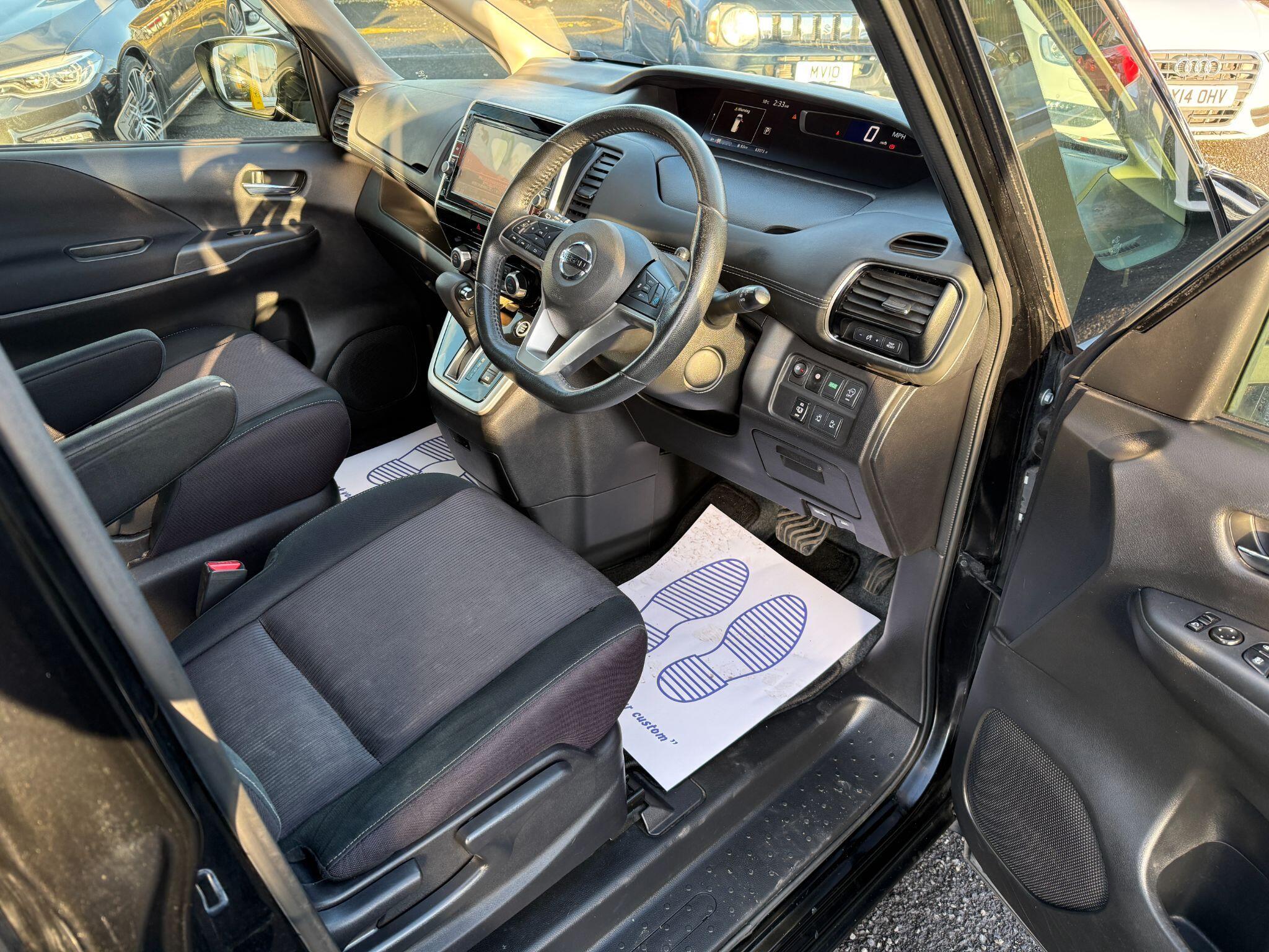 Nissan Serena - Image 29