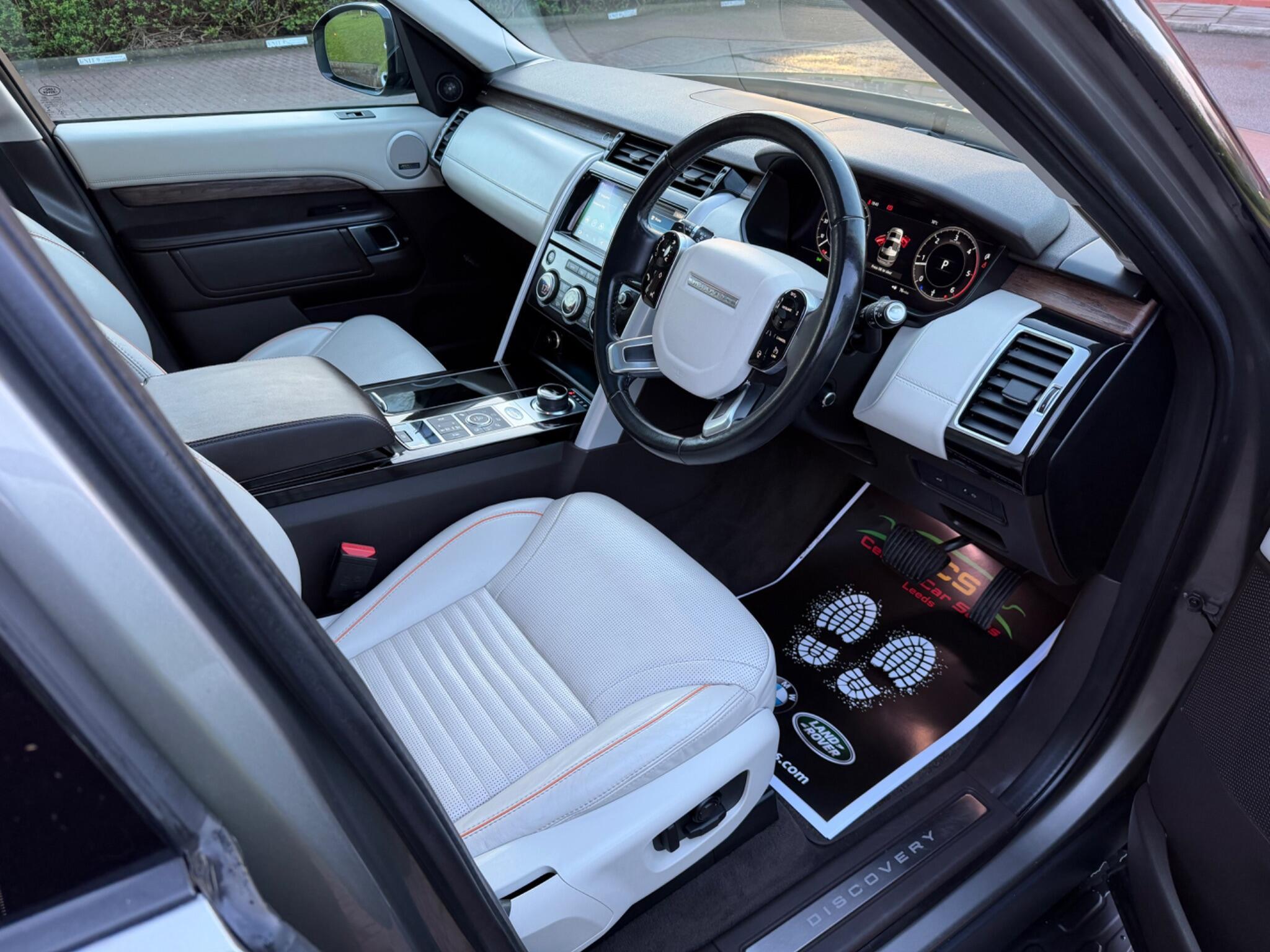 Land Rover Discovery - Image 31