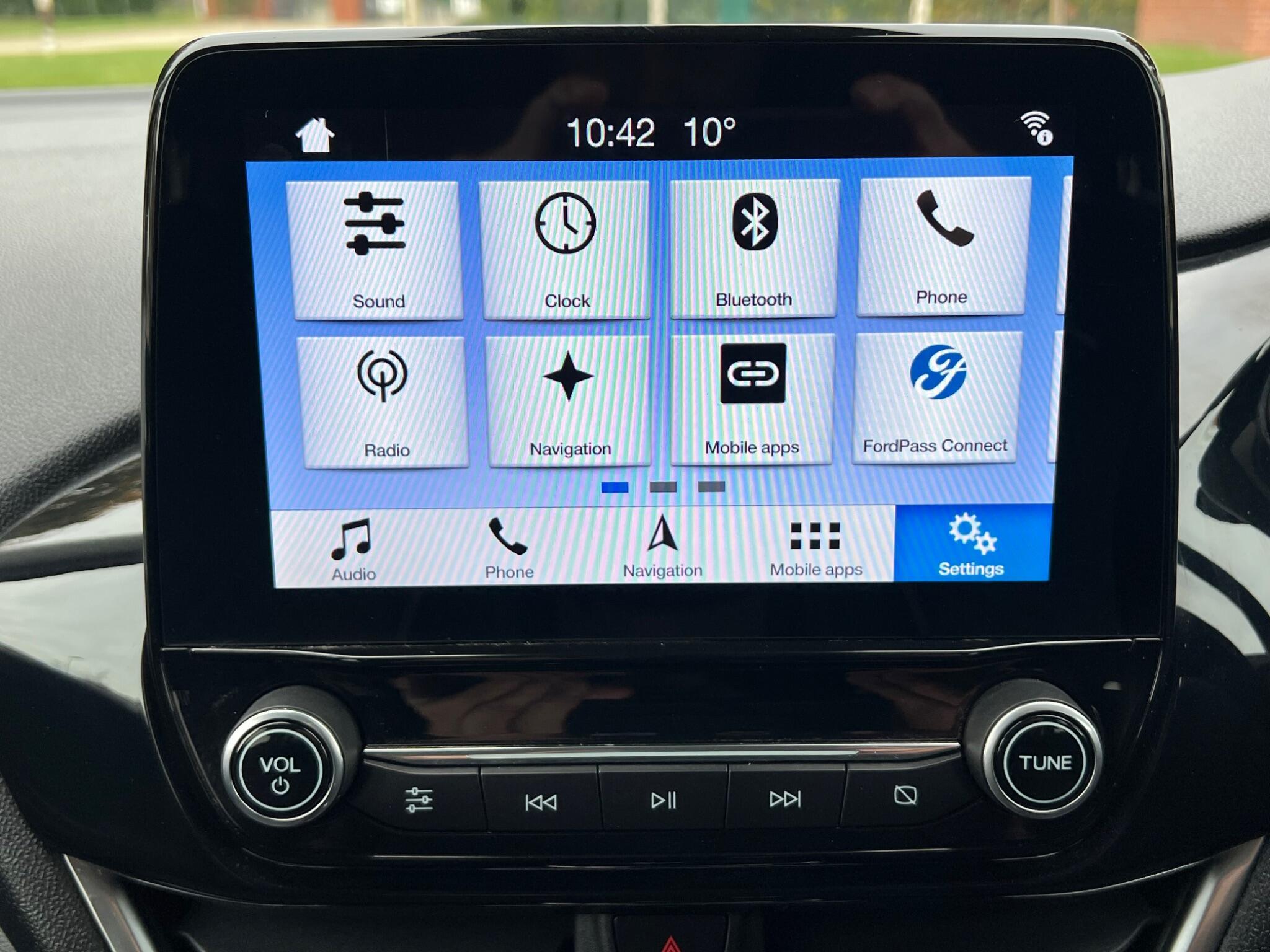 Ford Fiesta - Image 17