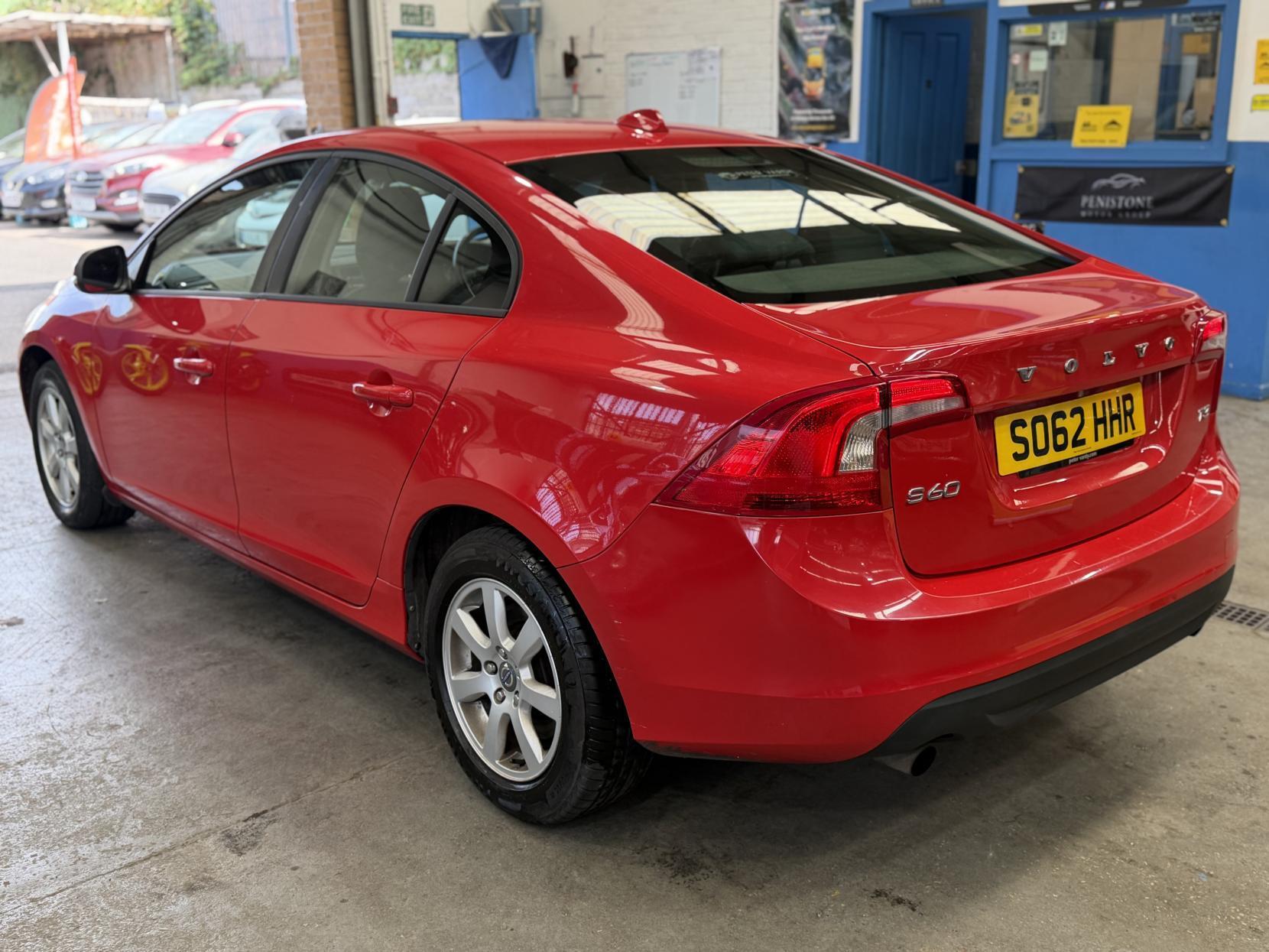 Volvo S60 - Image 5
