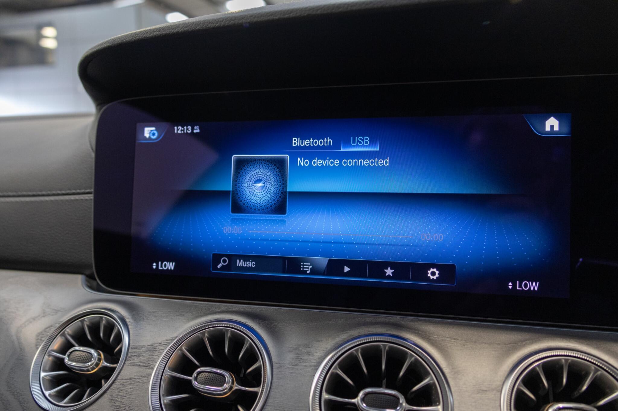 Mercedes E Class - Image 20