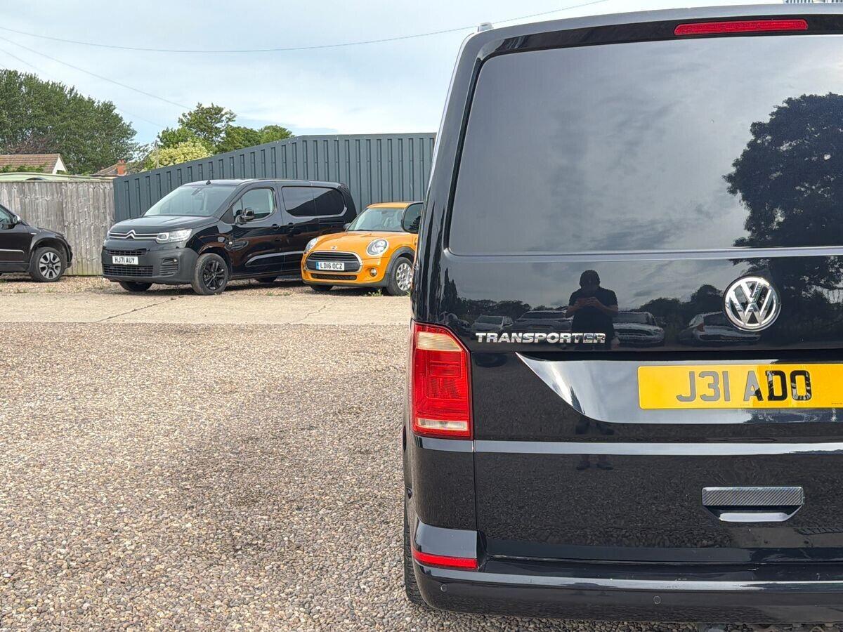 Volkswagen Transporter - Image 11