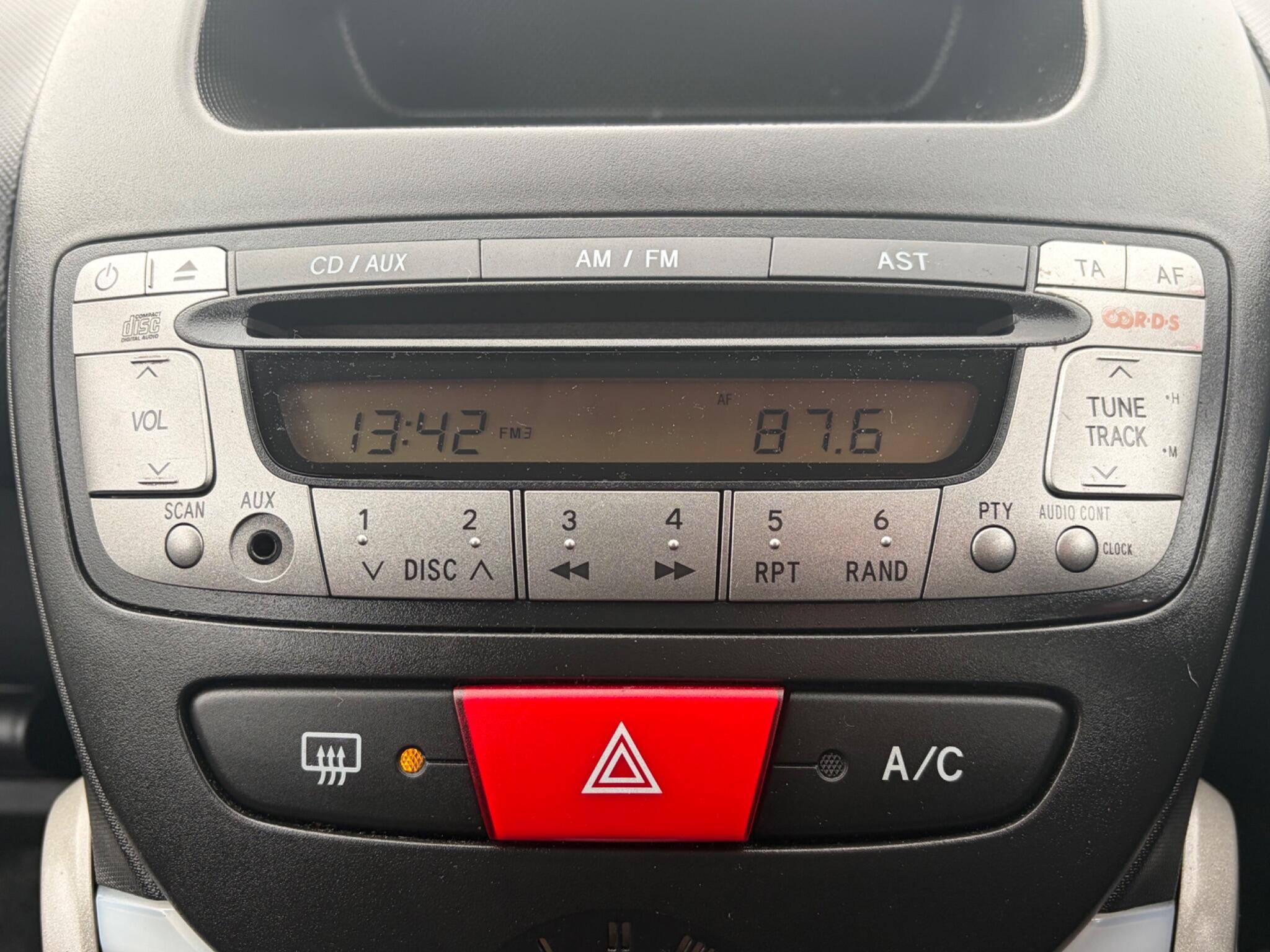 Toyota Aygo - Image 25