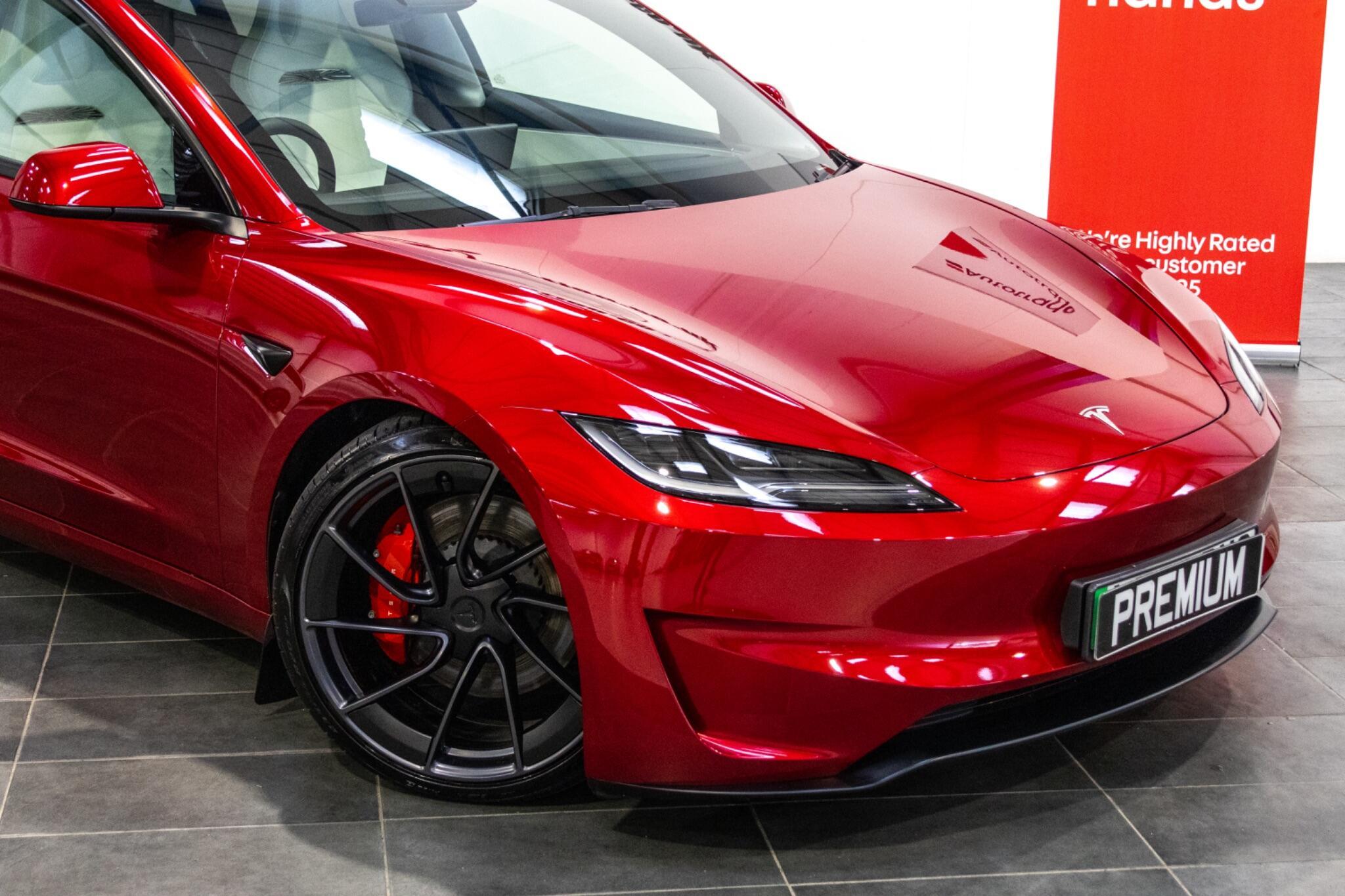 Tesla Model 3 - Image 40