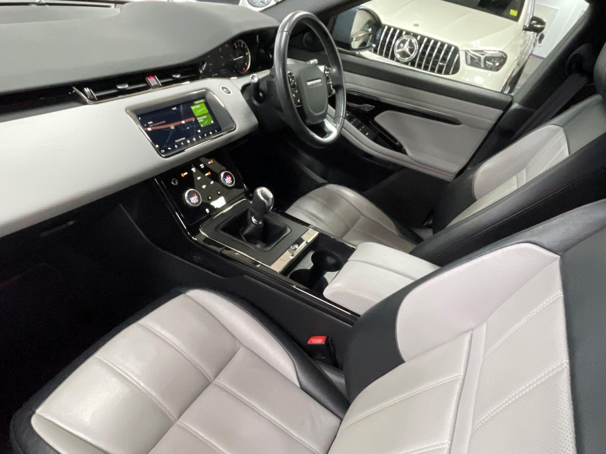 Land Rover Range Rover Evoque - Image 29