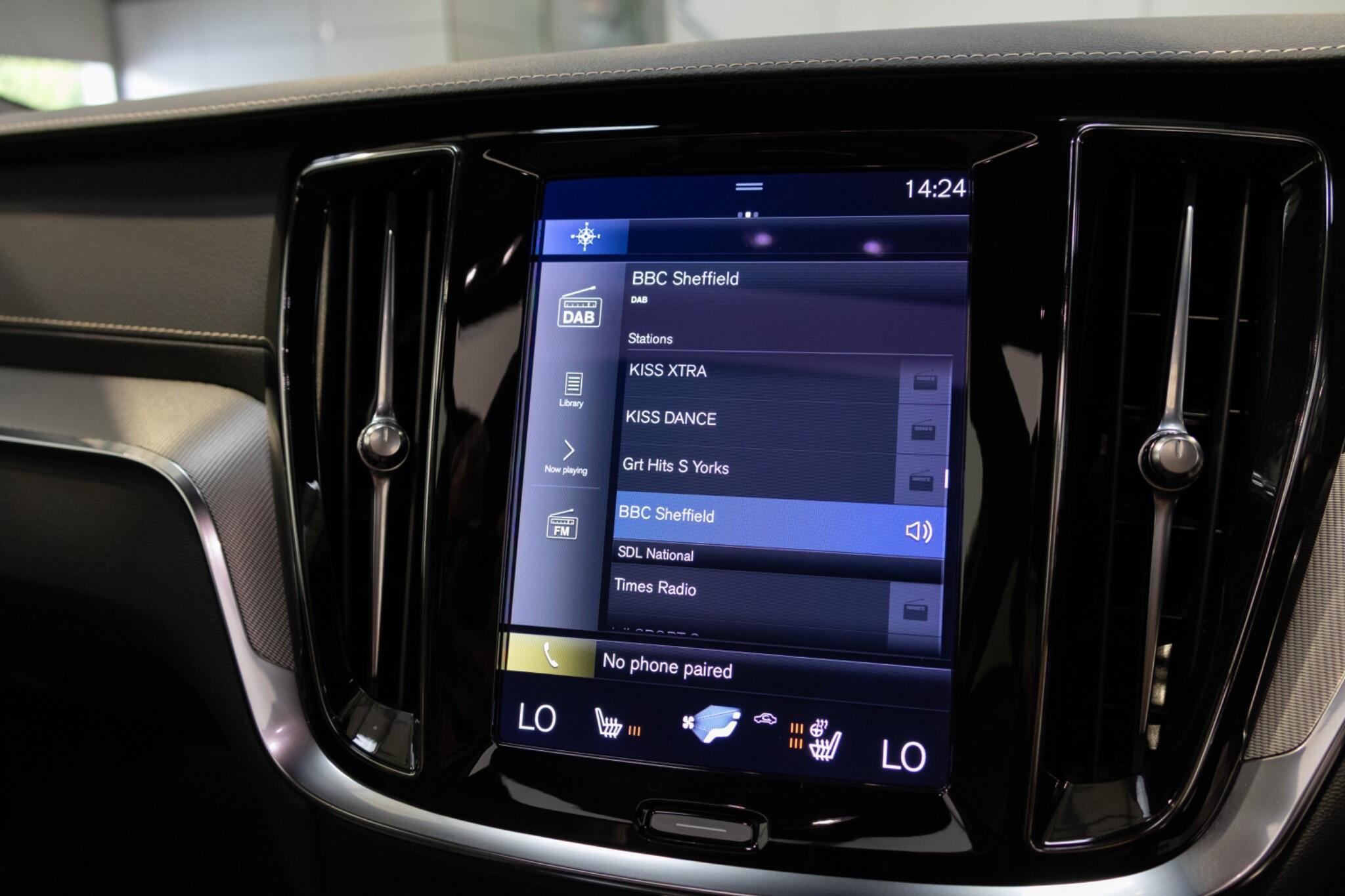 Volvo V60 - Image 18
