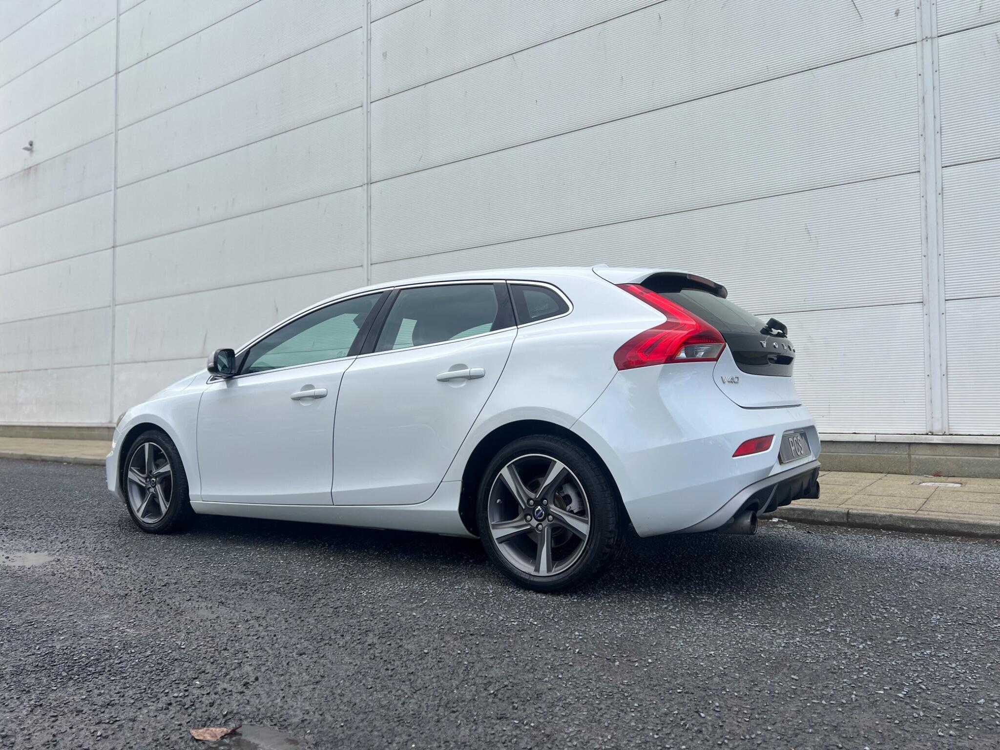 Volvo V40 - Image 29