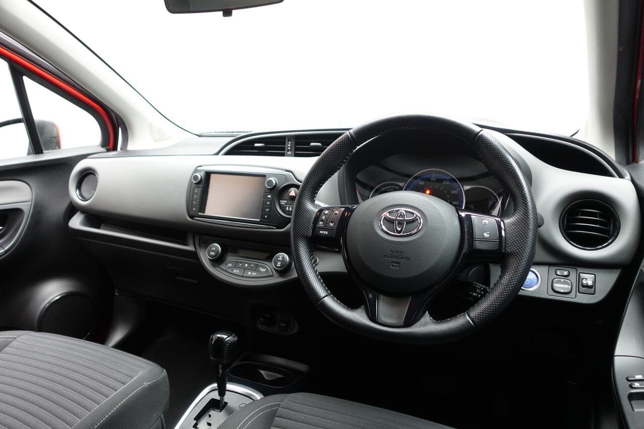 Toyota Yaris - Image 13