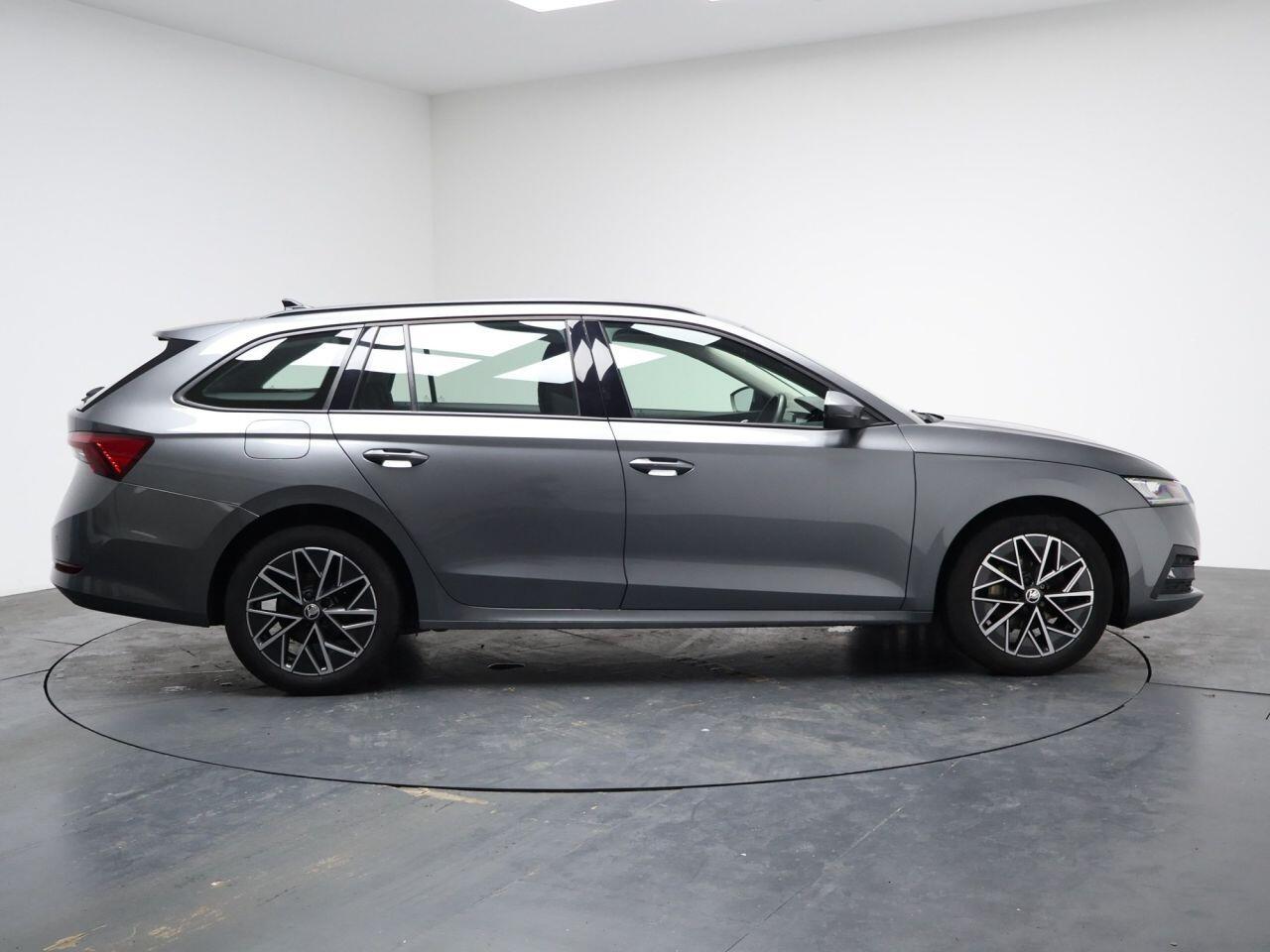 Skoda Octavia - Image 14