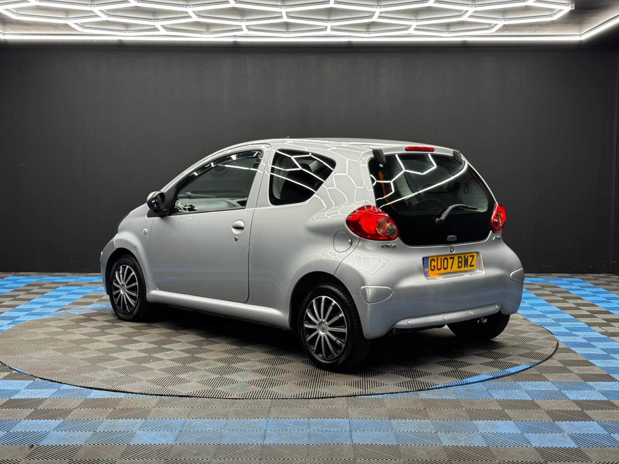 Toyota Aygo - Image 7