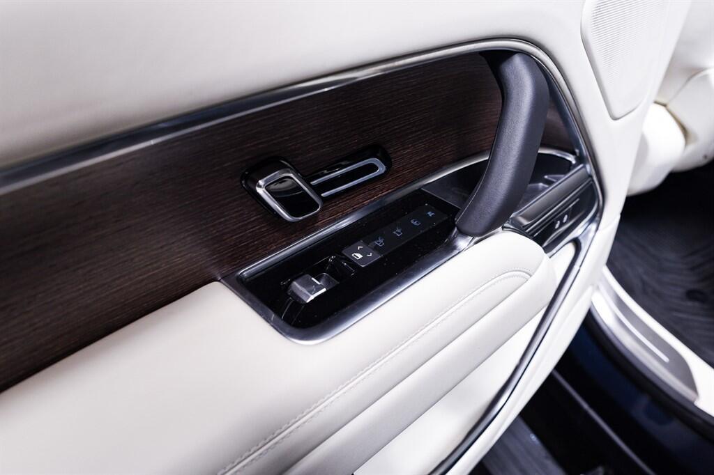Land Rover Range Rover - Image 20