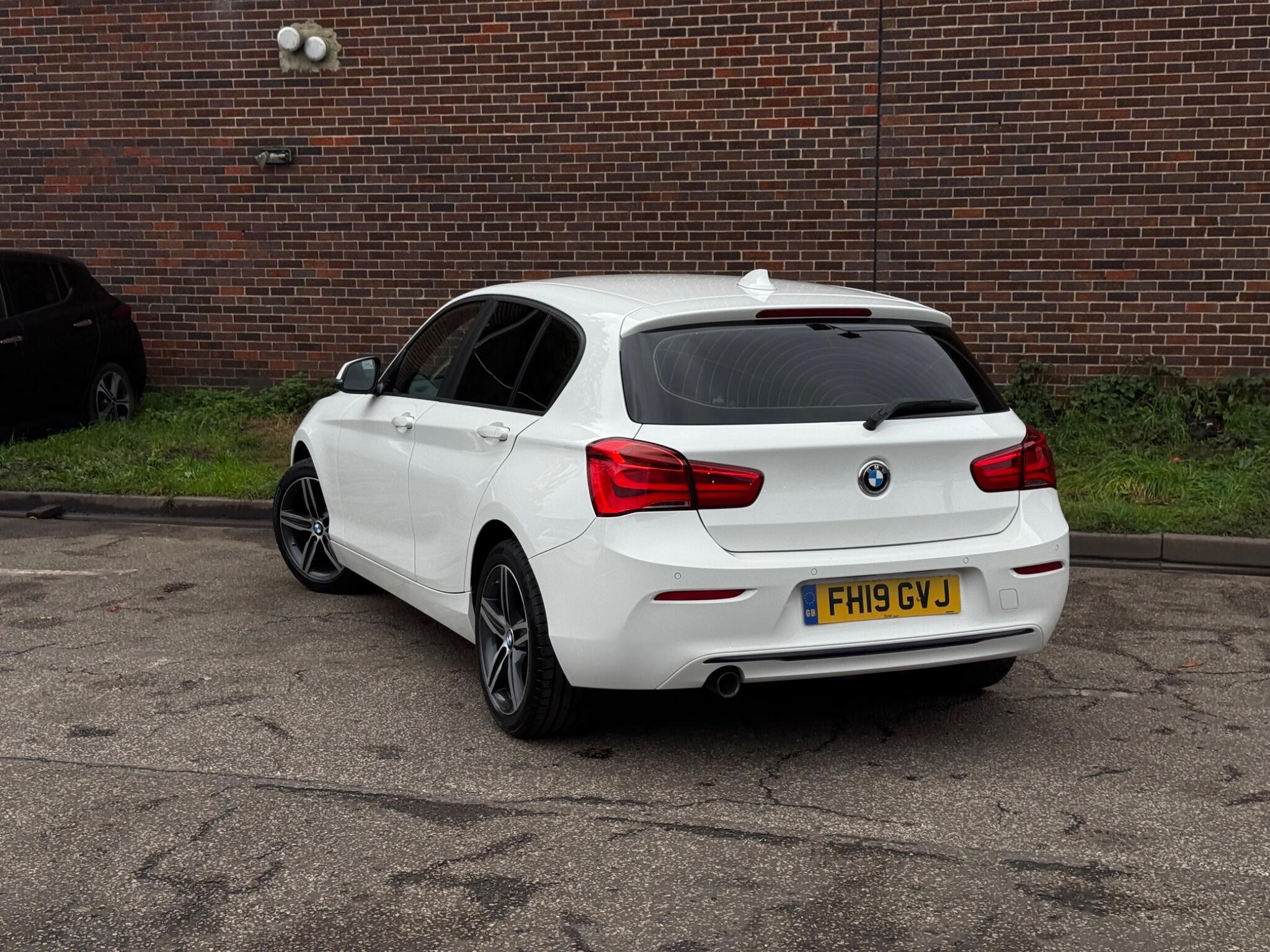 BMW 1 Series - Image 13