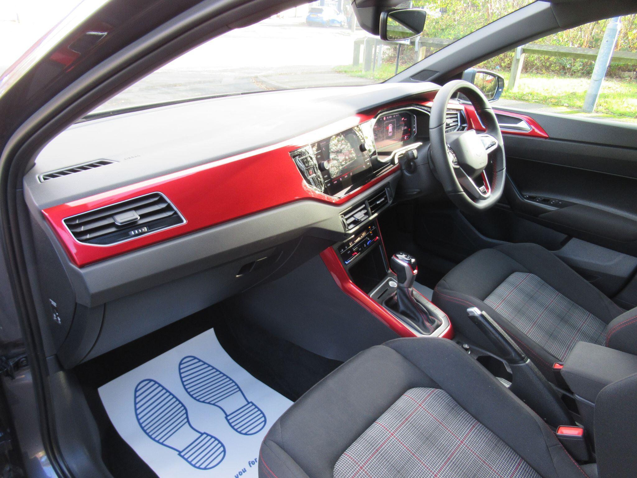 Volkswagen Polo - Image 17