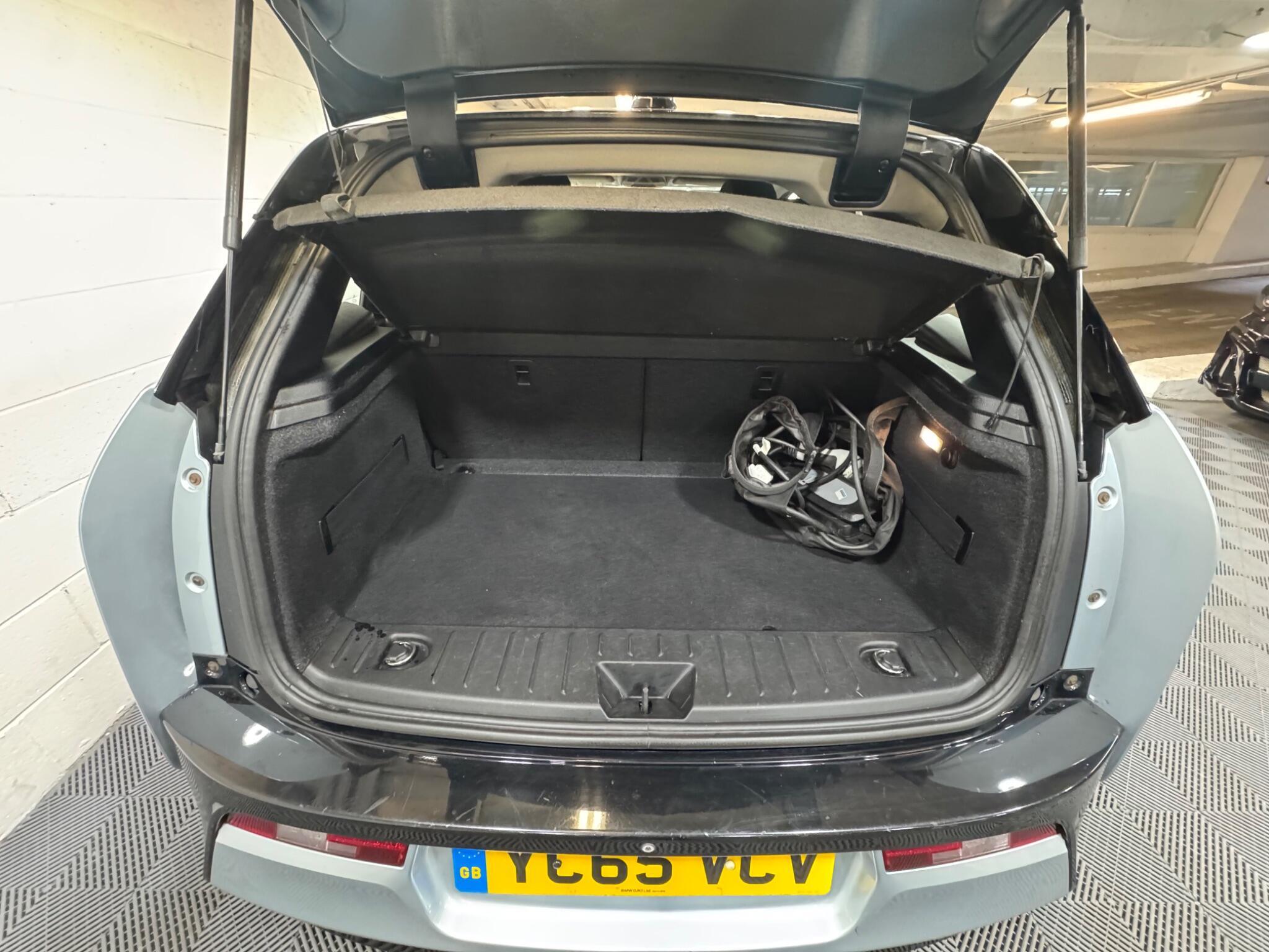 BMW i3 - Image 12