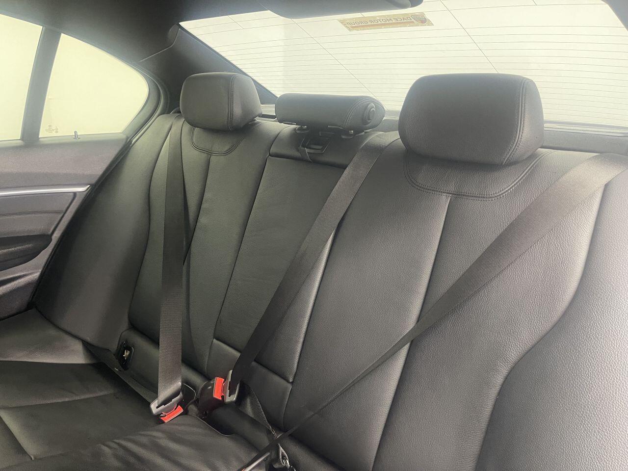 BMW 3 Series - Image 27