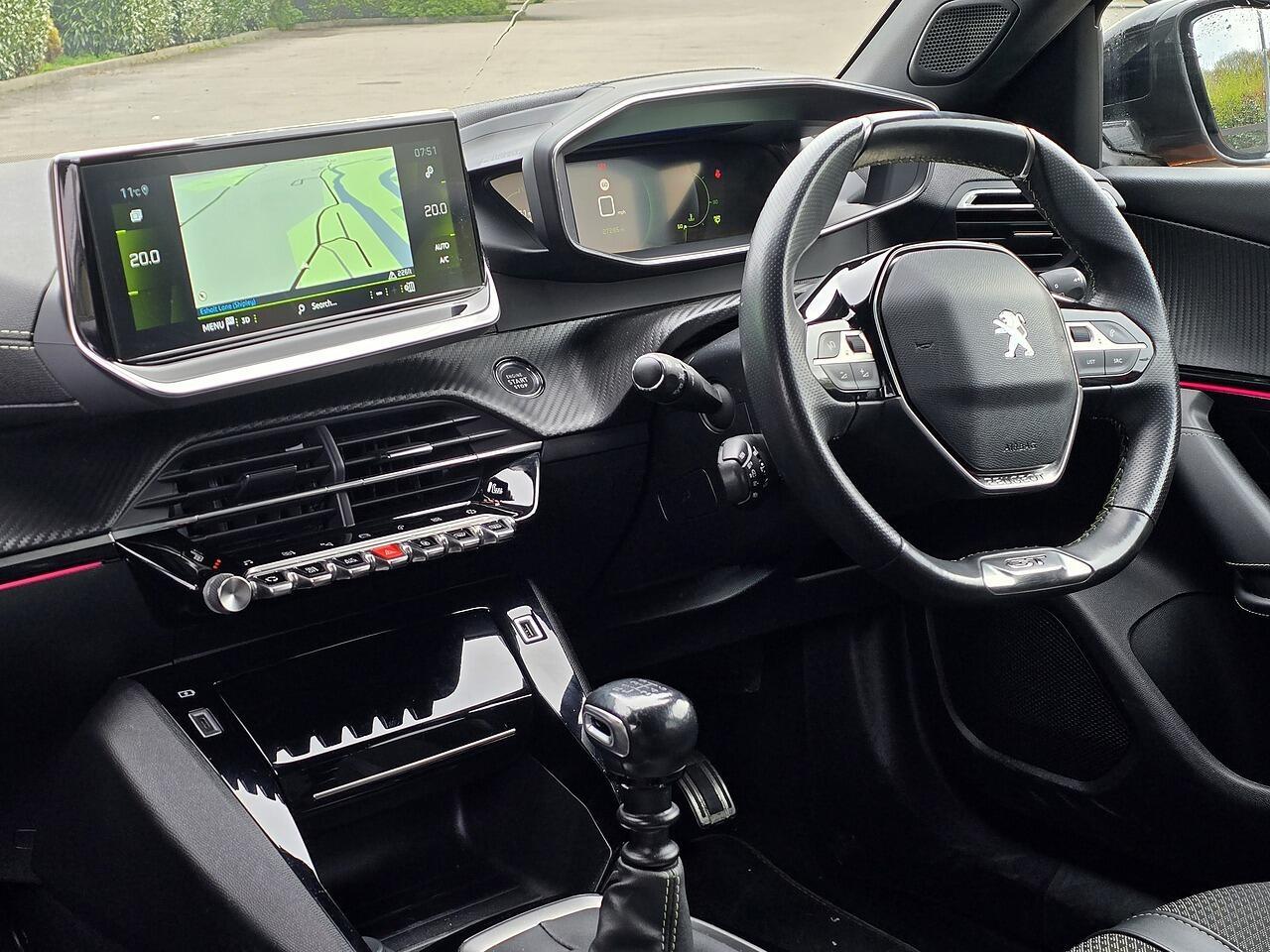 Peugeot 2008 - Image 2