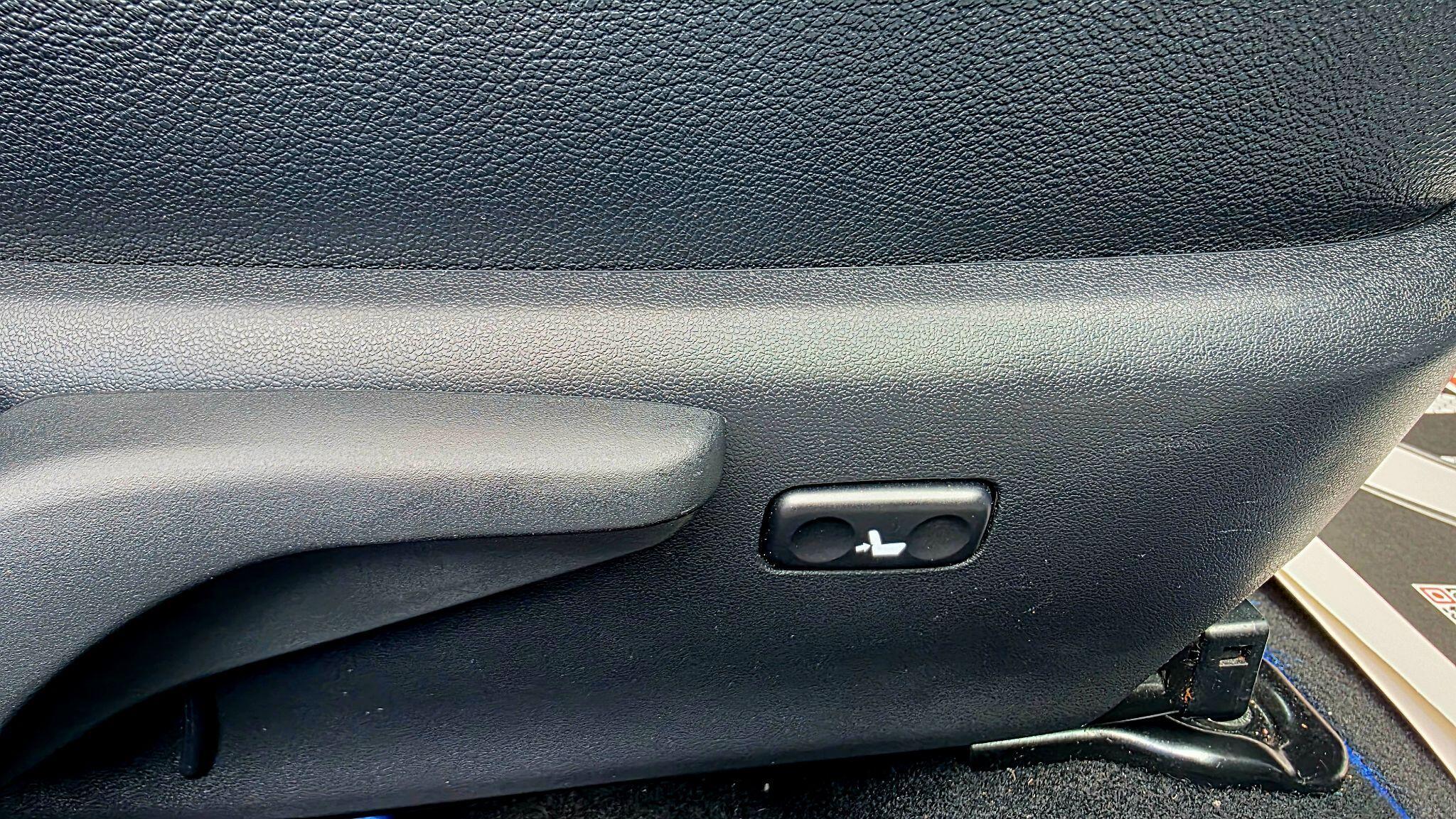 Toyota Auris - Image 26