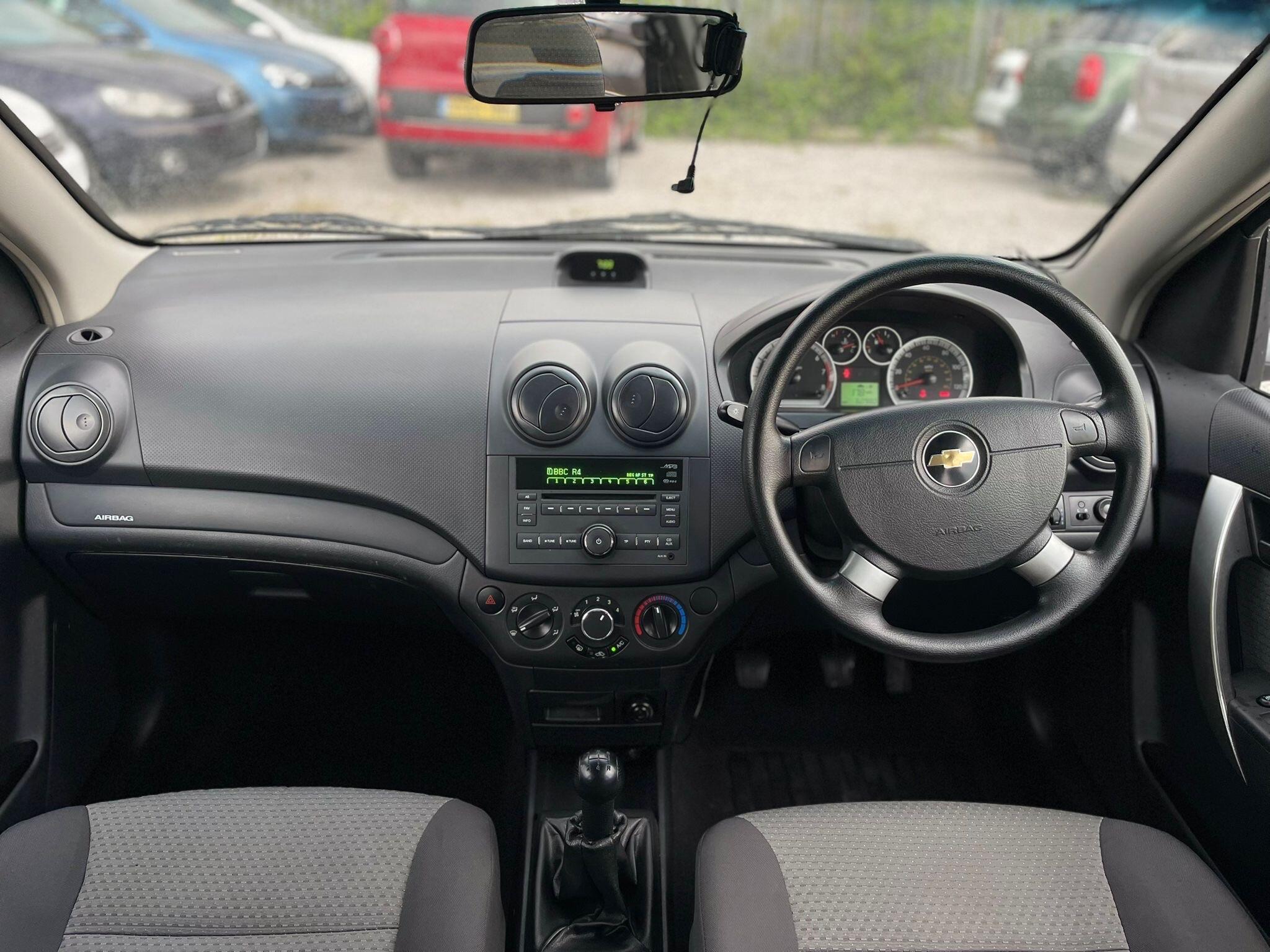 Chevrolet Aveo - Image 20
