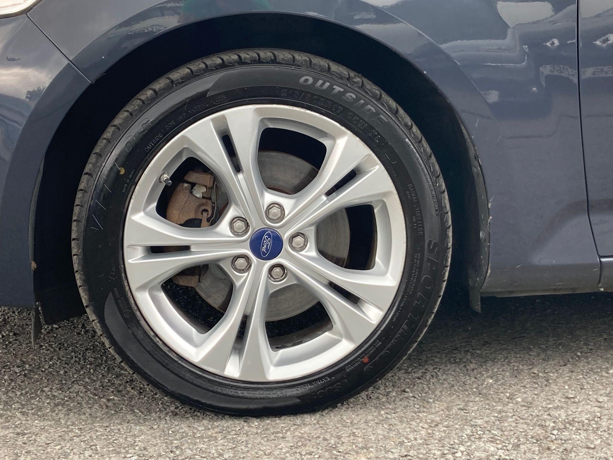 Ford Mondeo - Image 14