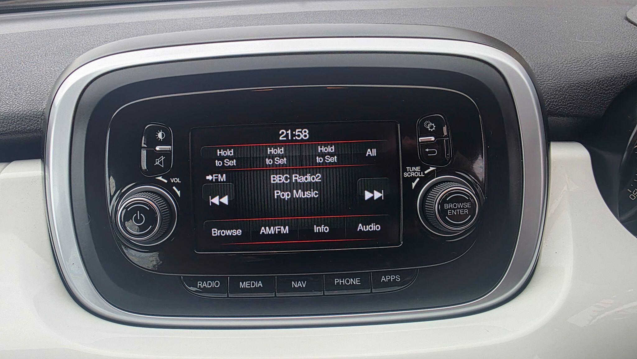 Fiat 500X - Image 26