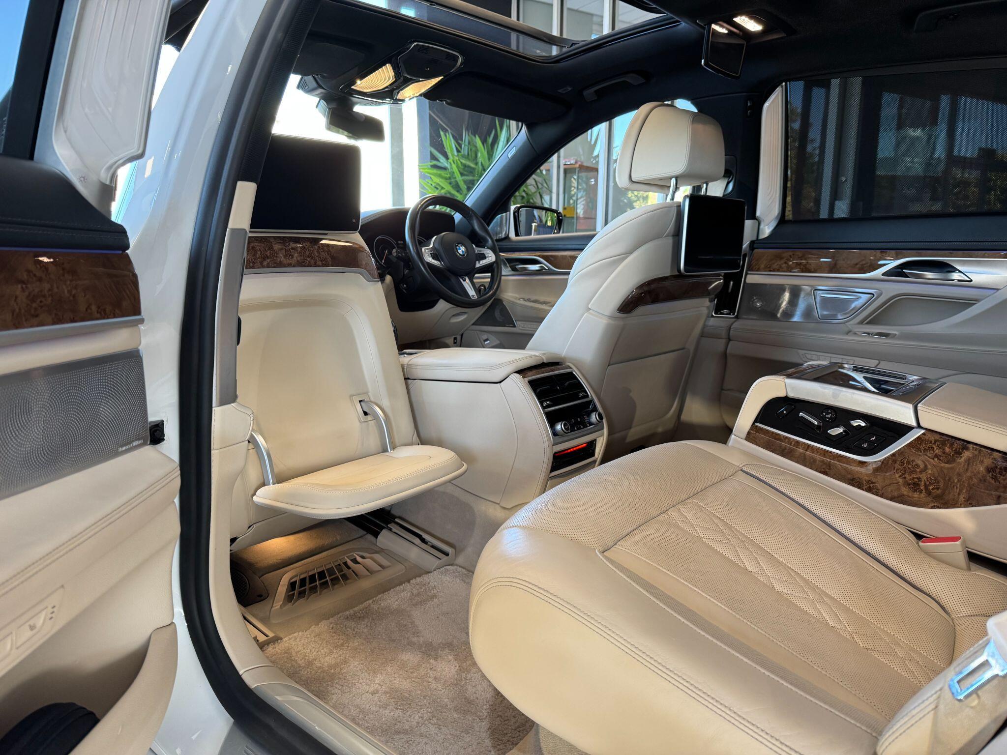 BMW 7 Series - Image 57