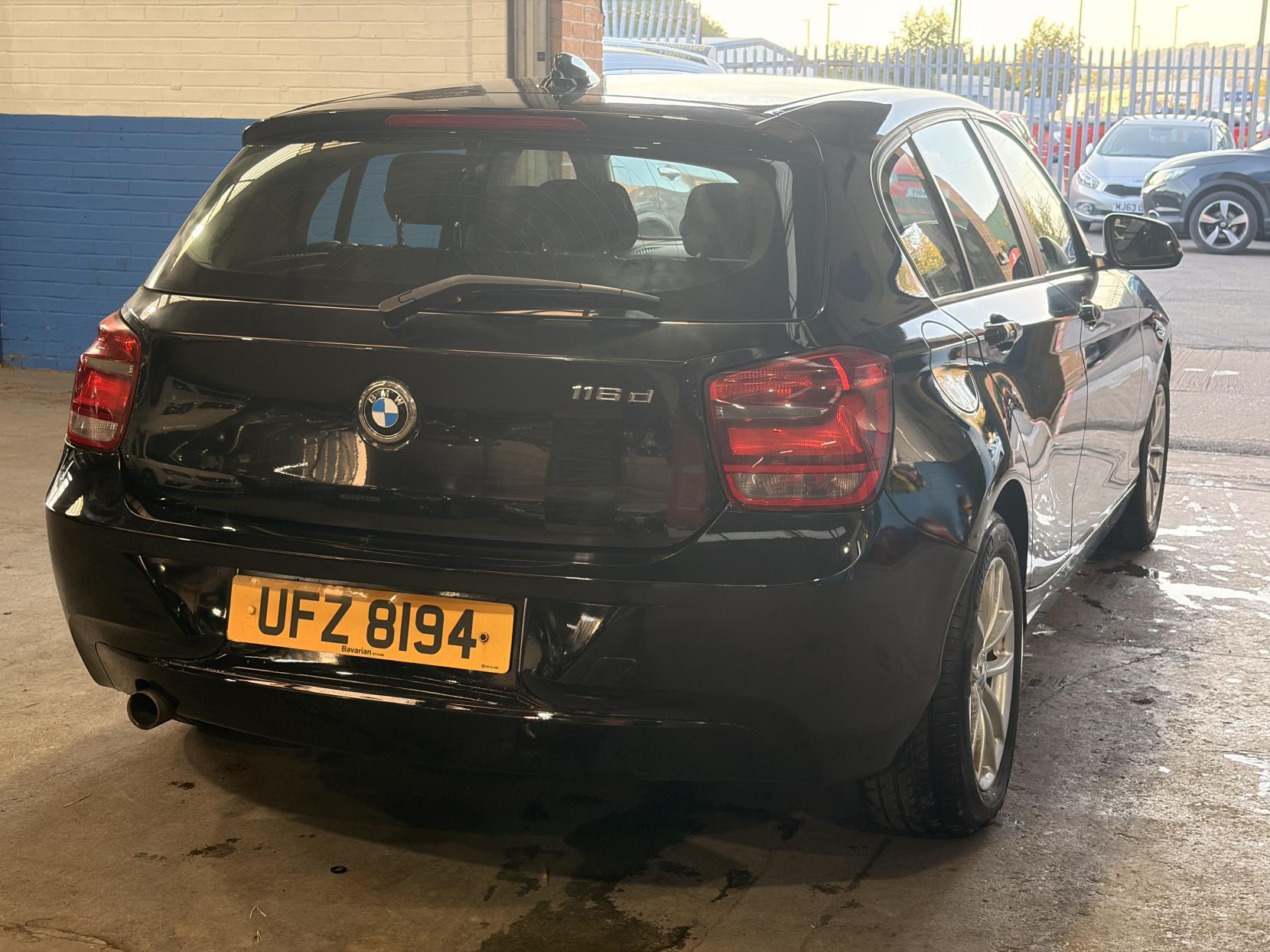 BMW 1 Series - Image 10