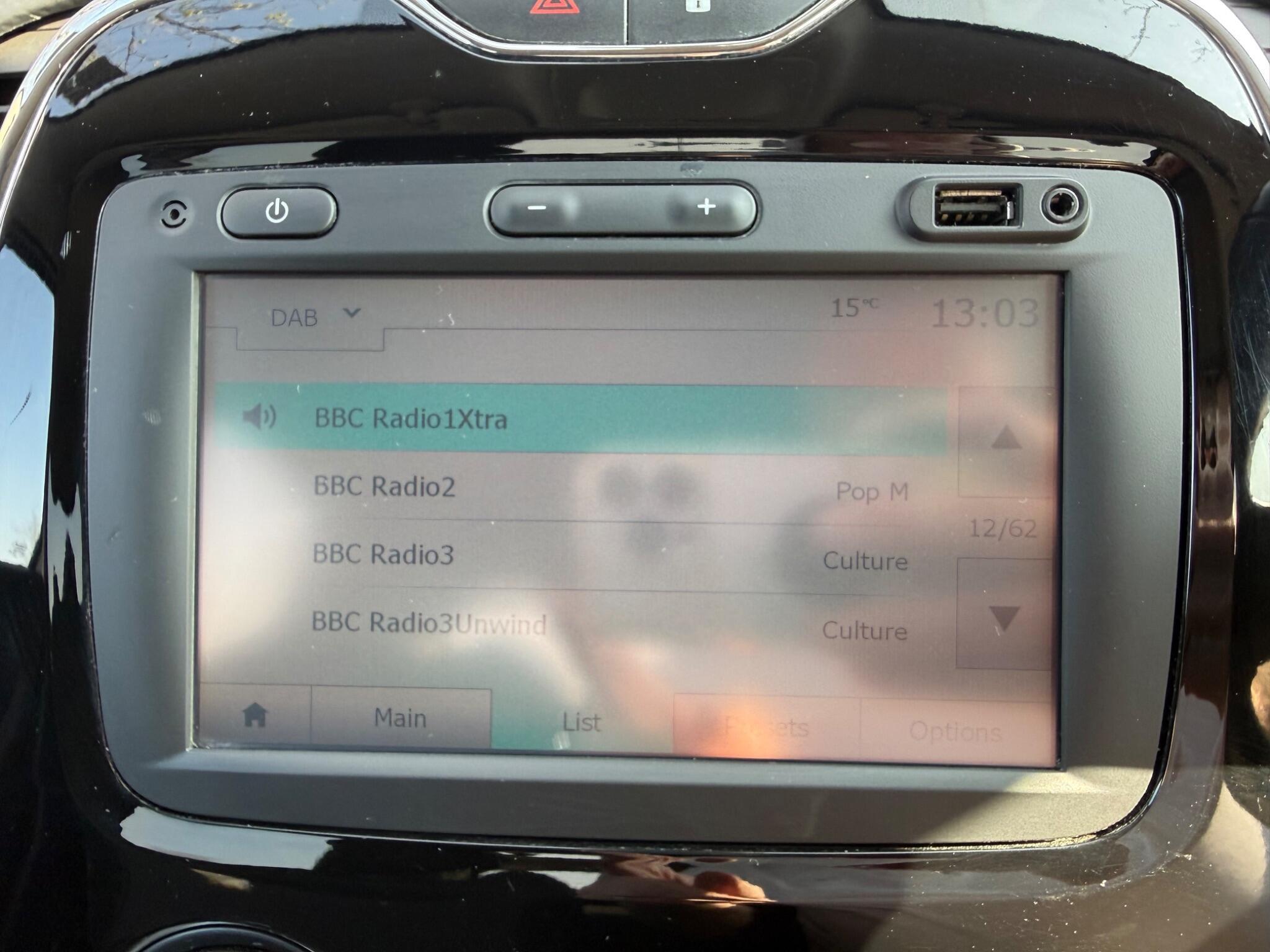 Renault Captur - Image 51