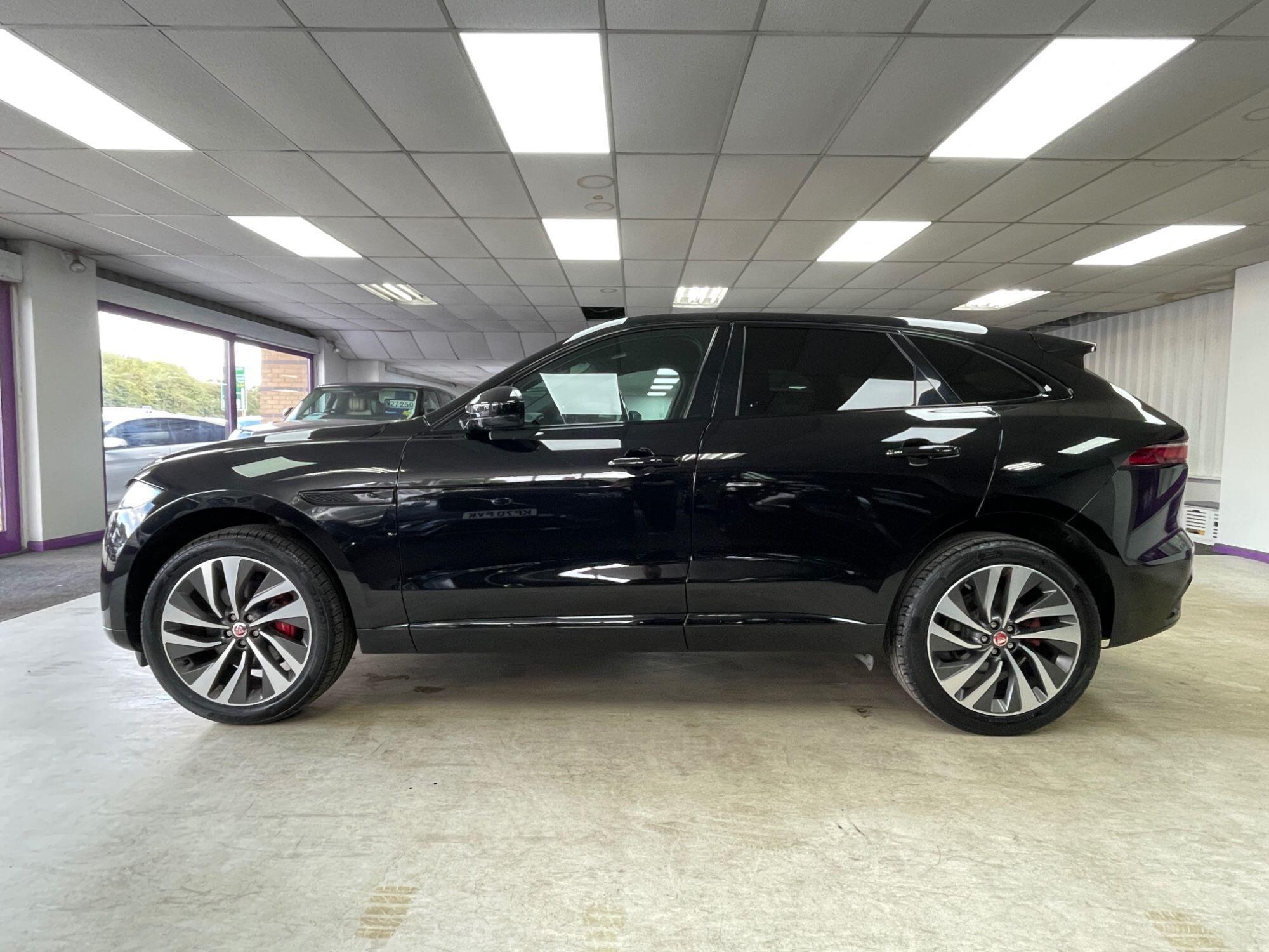 Jaguar F-Pace - Image 13
