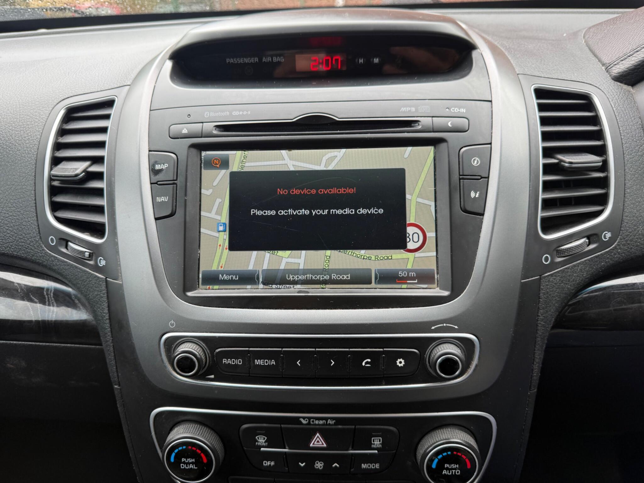 Kia Sorento - Image 9