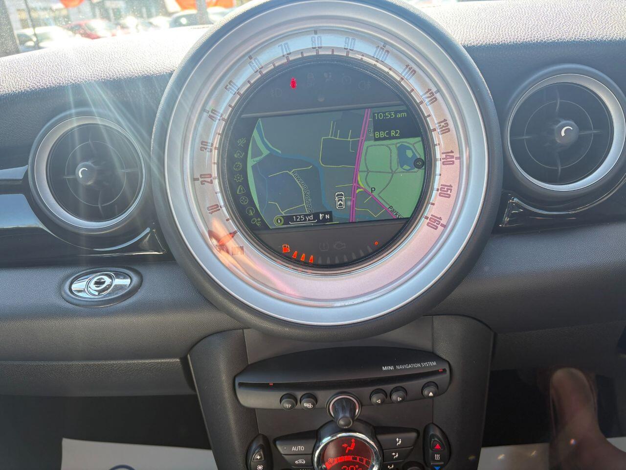 MINI Roadster - Image 14