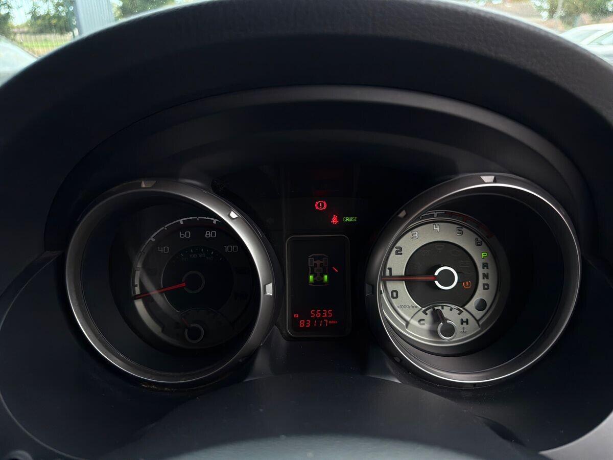 Mitsubishi Shogun - Image 18