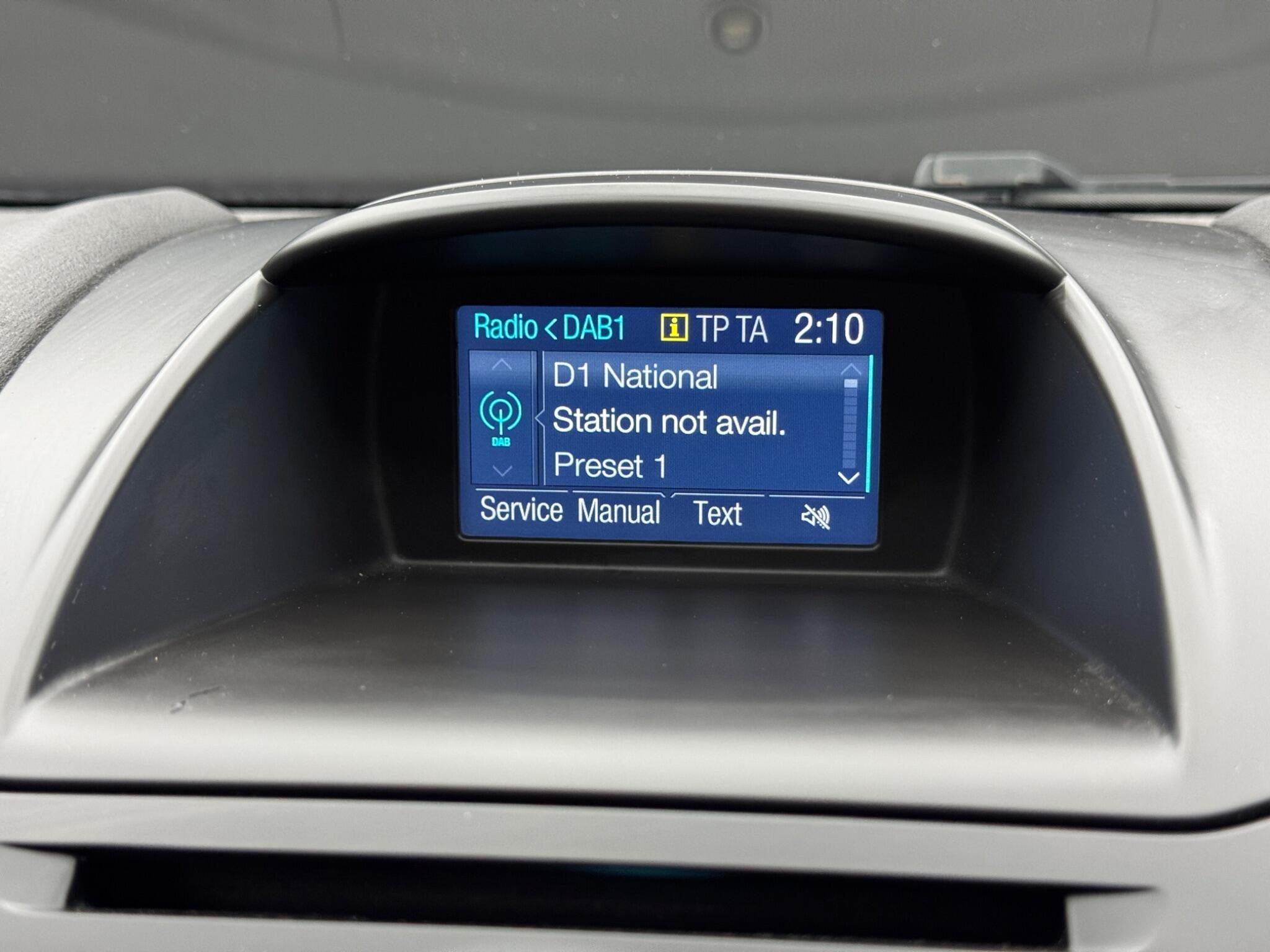 Ford Fiesta - Image 25