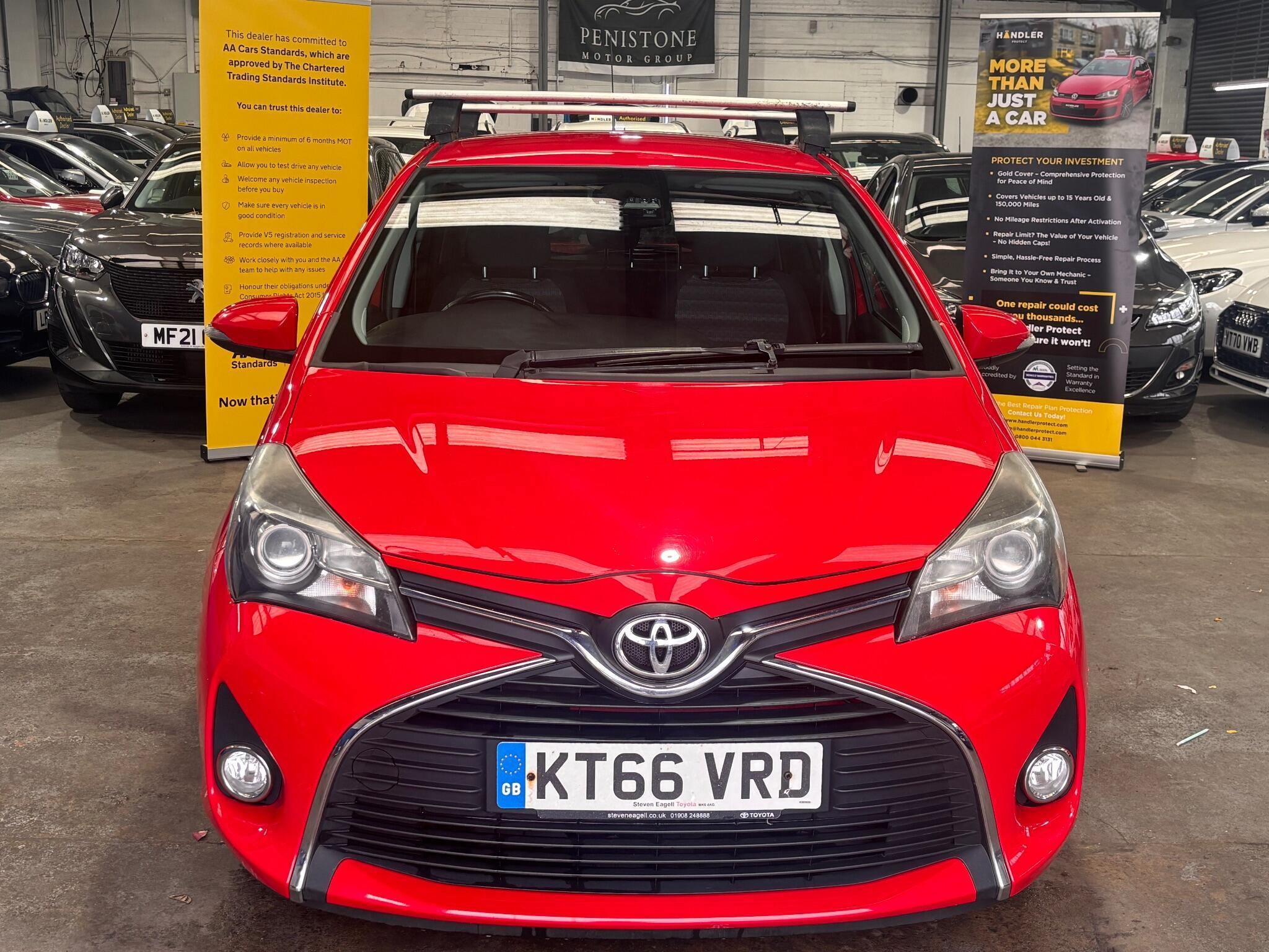 Toyota Yaris - Image 29