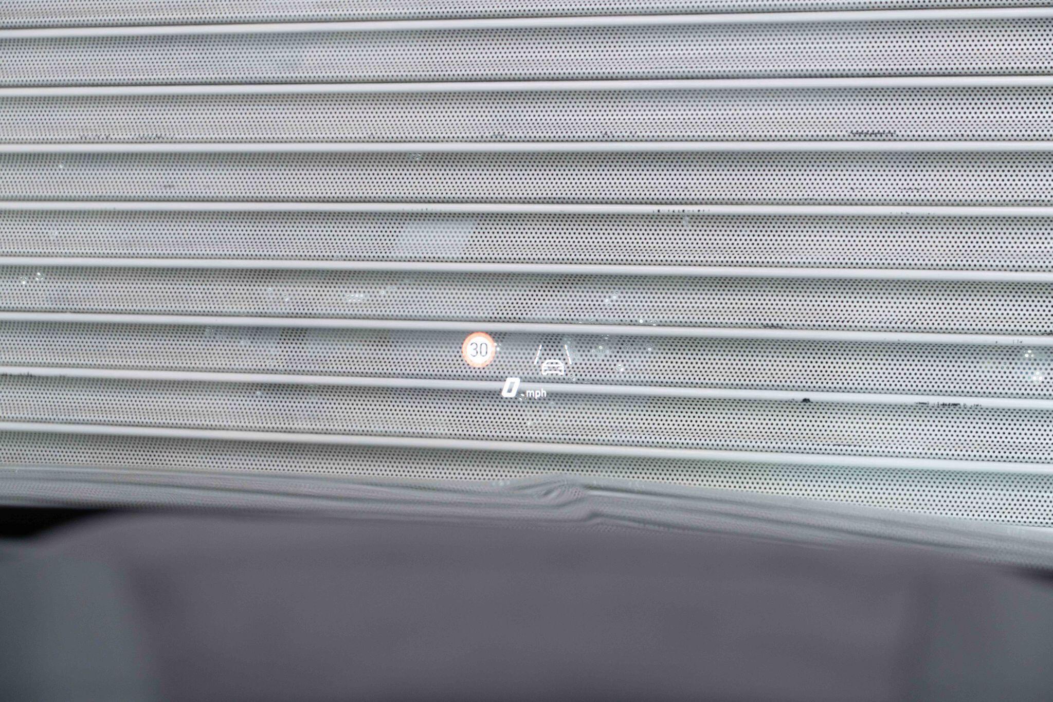 Lamborghini Urus - Image 21